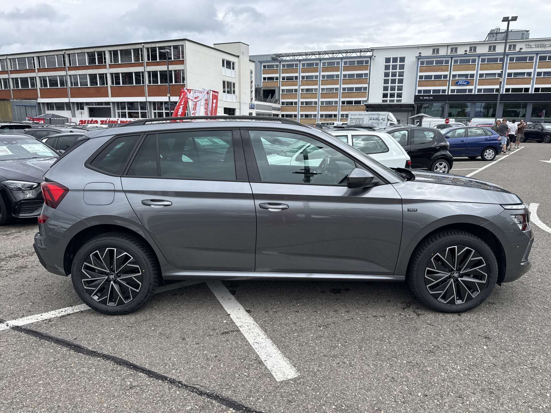 SKODA Kamiq 1.5 TSi Selection DSG-Automat-image-10