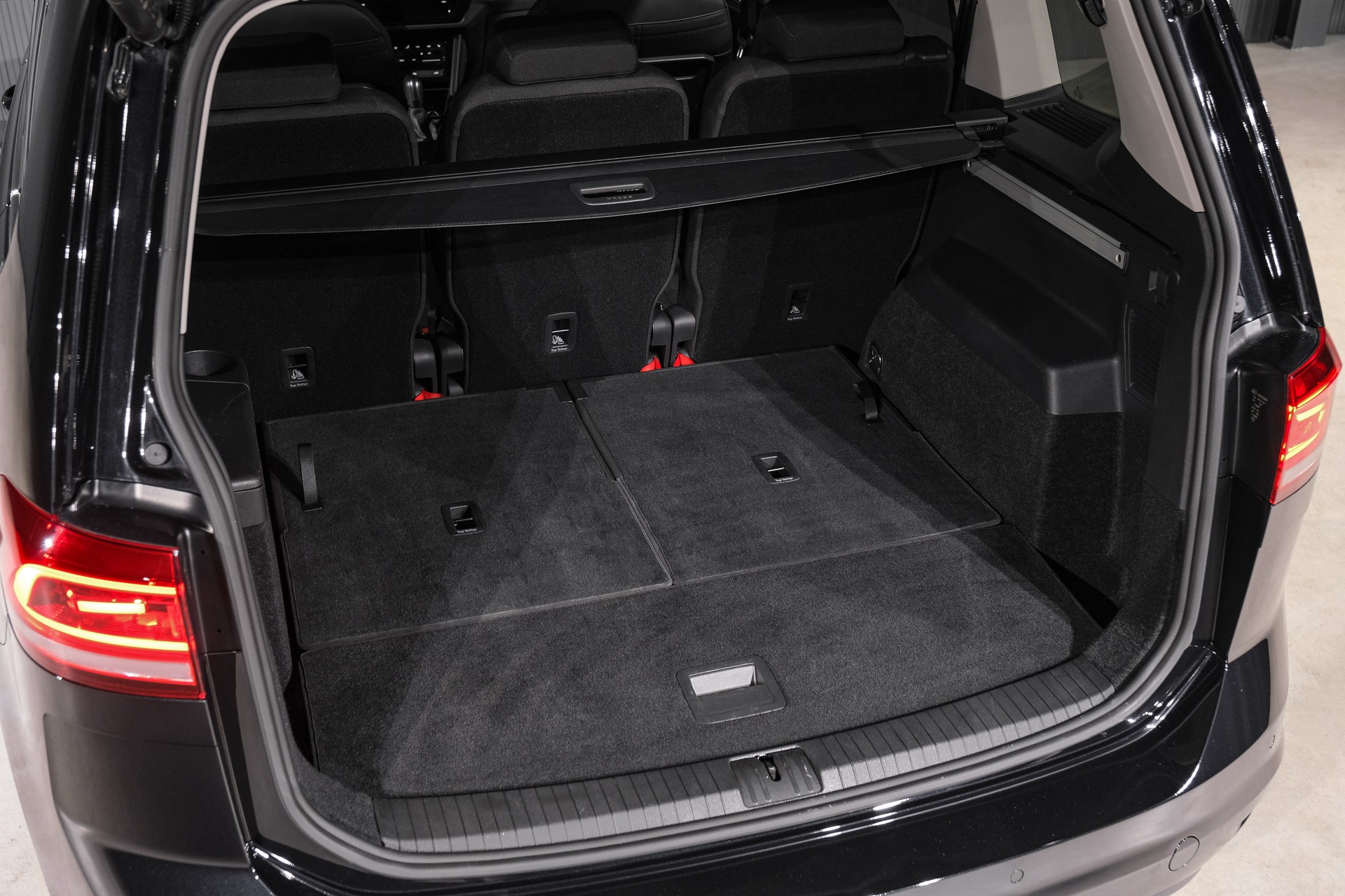 VW Touran 1.5 TSI EVO Highline DSG-image-23