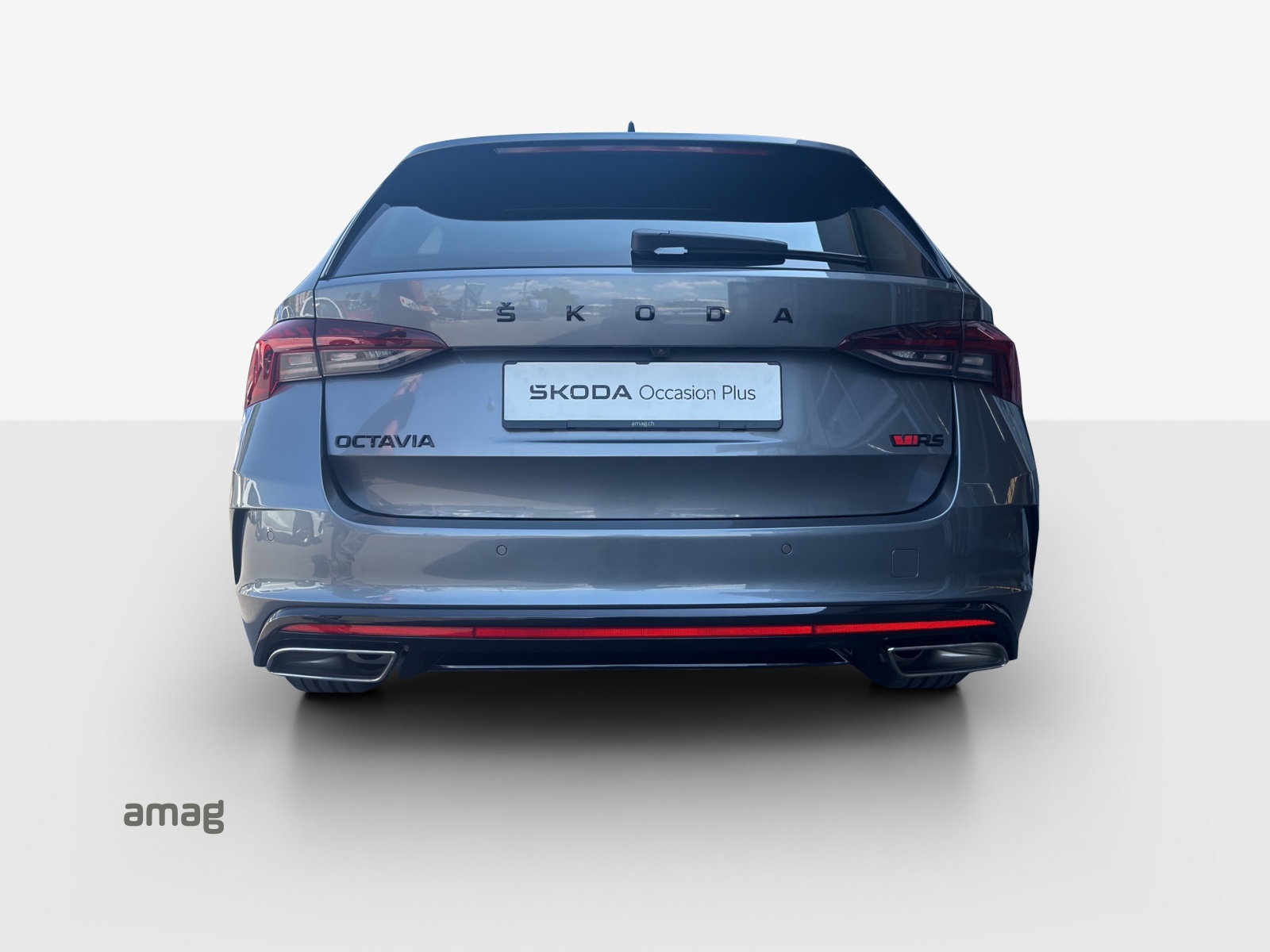 SKODA Octavia Combi 2.0 TSI DSG RS-image-3