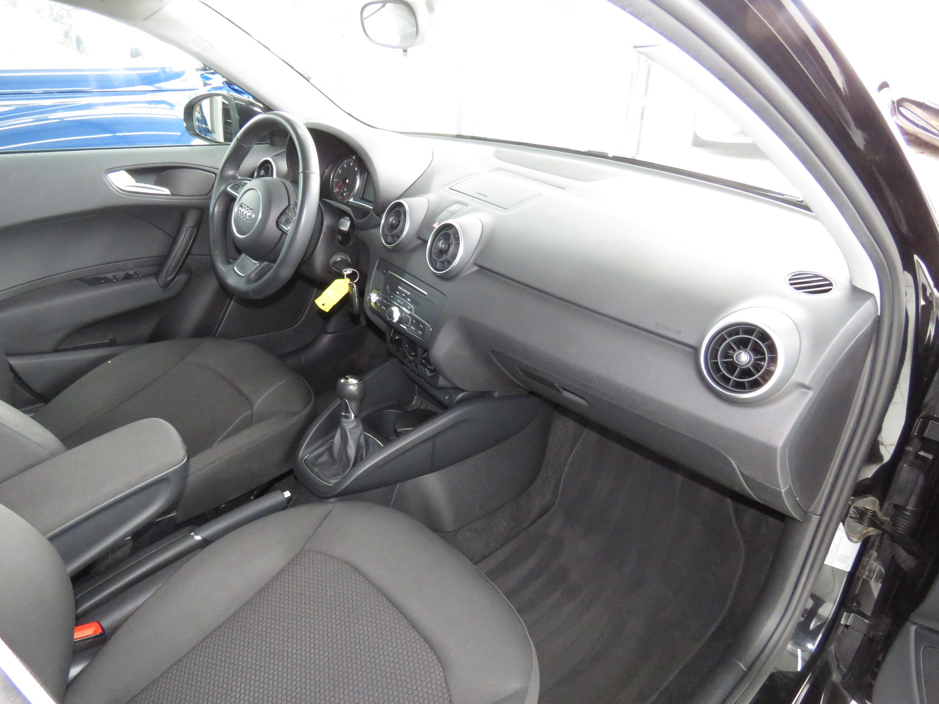 AUDI A1 Sportback 1.4 TFSI-image-10
