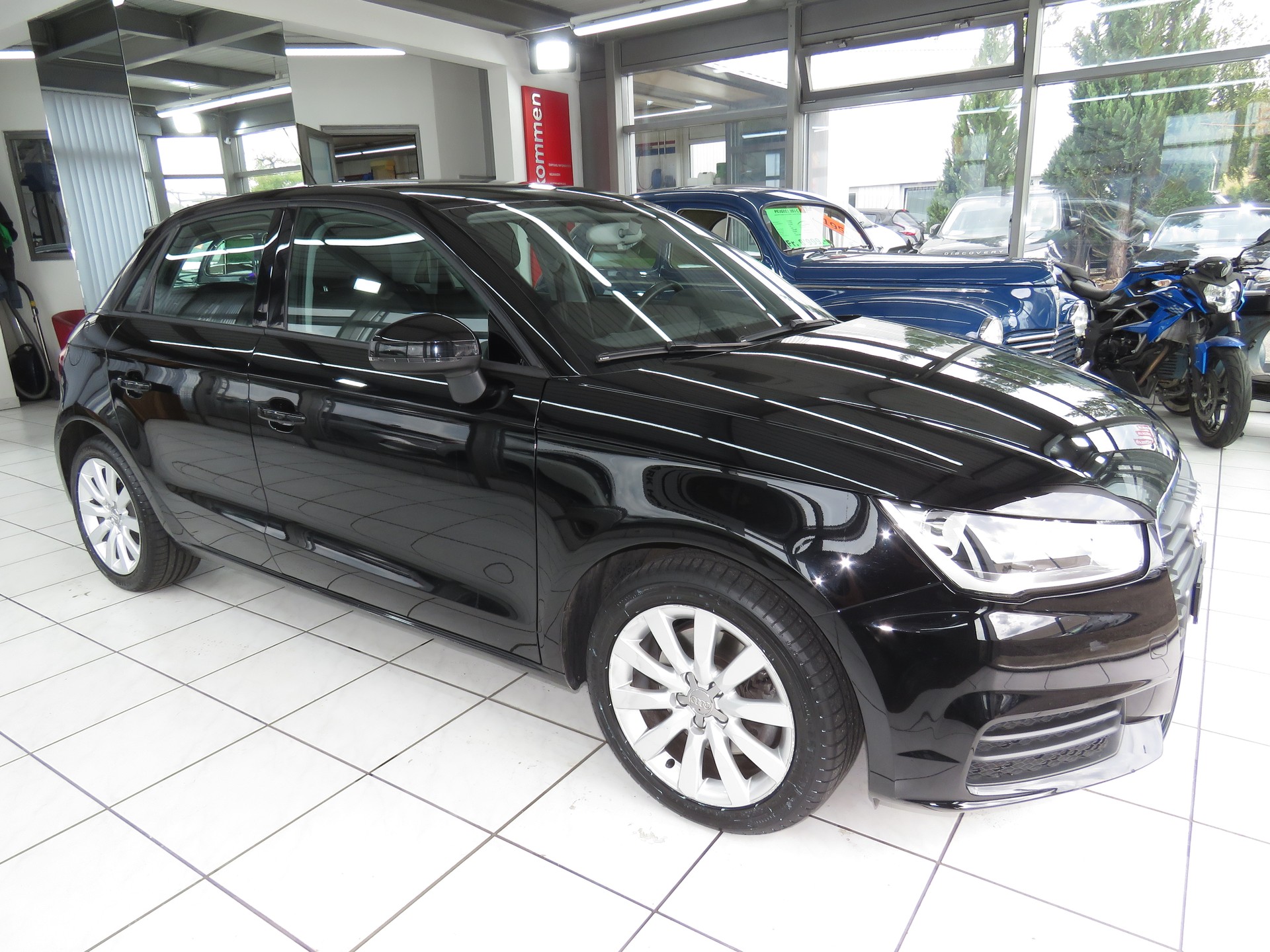 AUDI A1 Sportback 1.4 TFSI-image-2