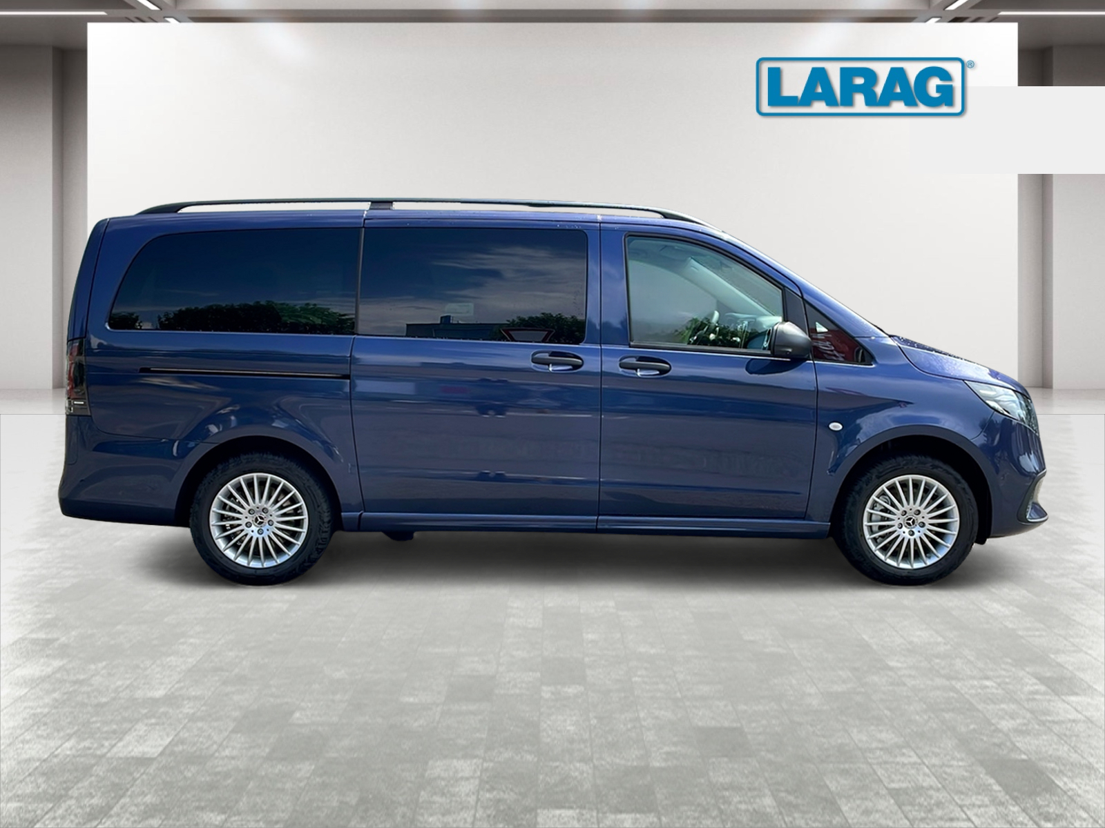 MERCEDES-BENZ Vito 116 CDI Lang Tourer 9G-Tronic 4M Select-image-3