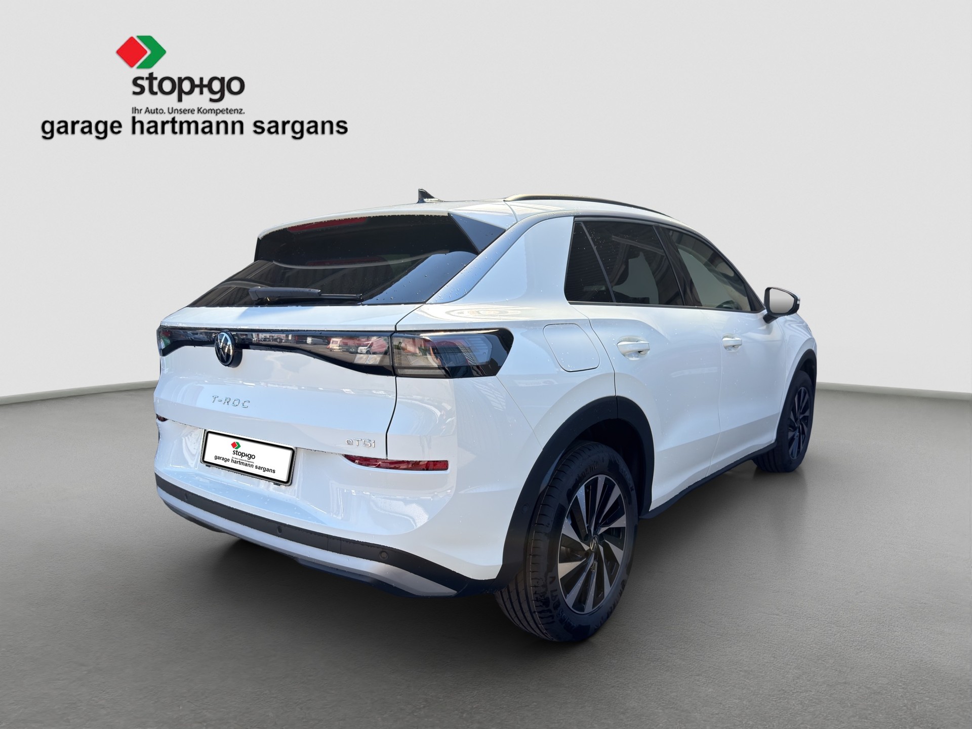 VW T-Roc 1.5 eTSI mHEV Life DSG-image-5