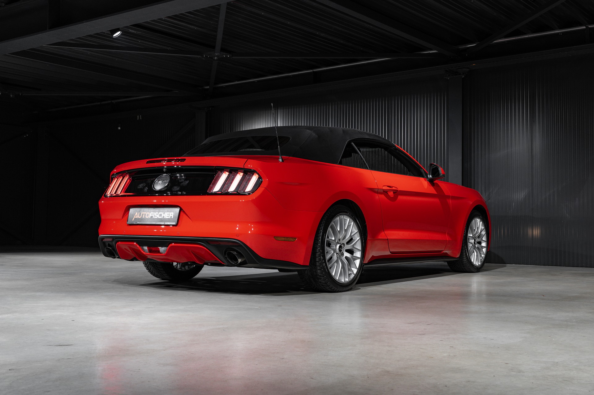 FORD Mustang Convertible 2.3 Automat-image-7