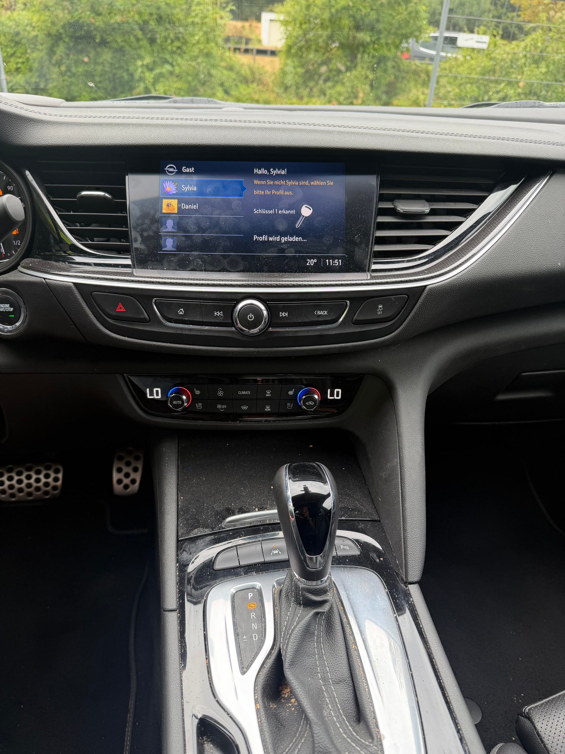 OPEL Insignia 2.0 CDTI 4WD Elegance Automatic-image-8