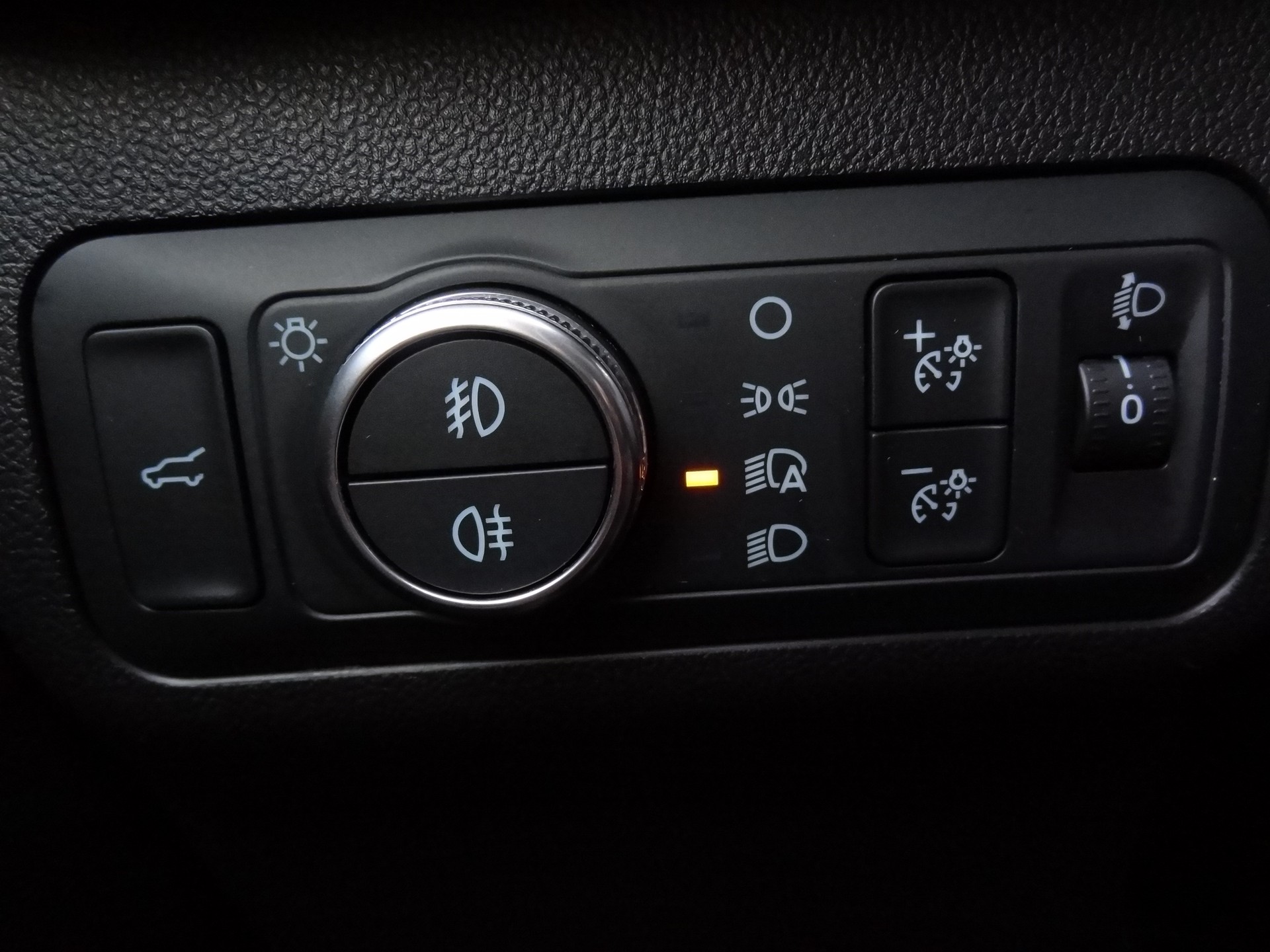 FORD Kuga 2.5 FHEV Titanium X 4WD-image-18