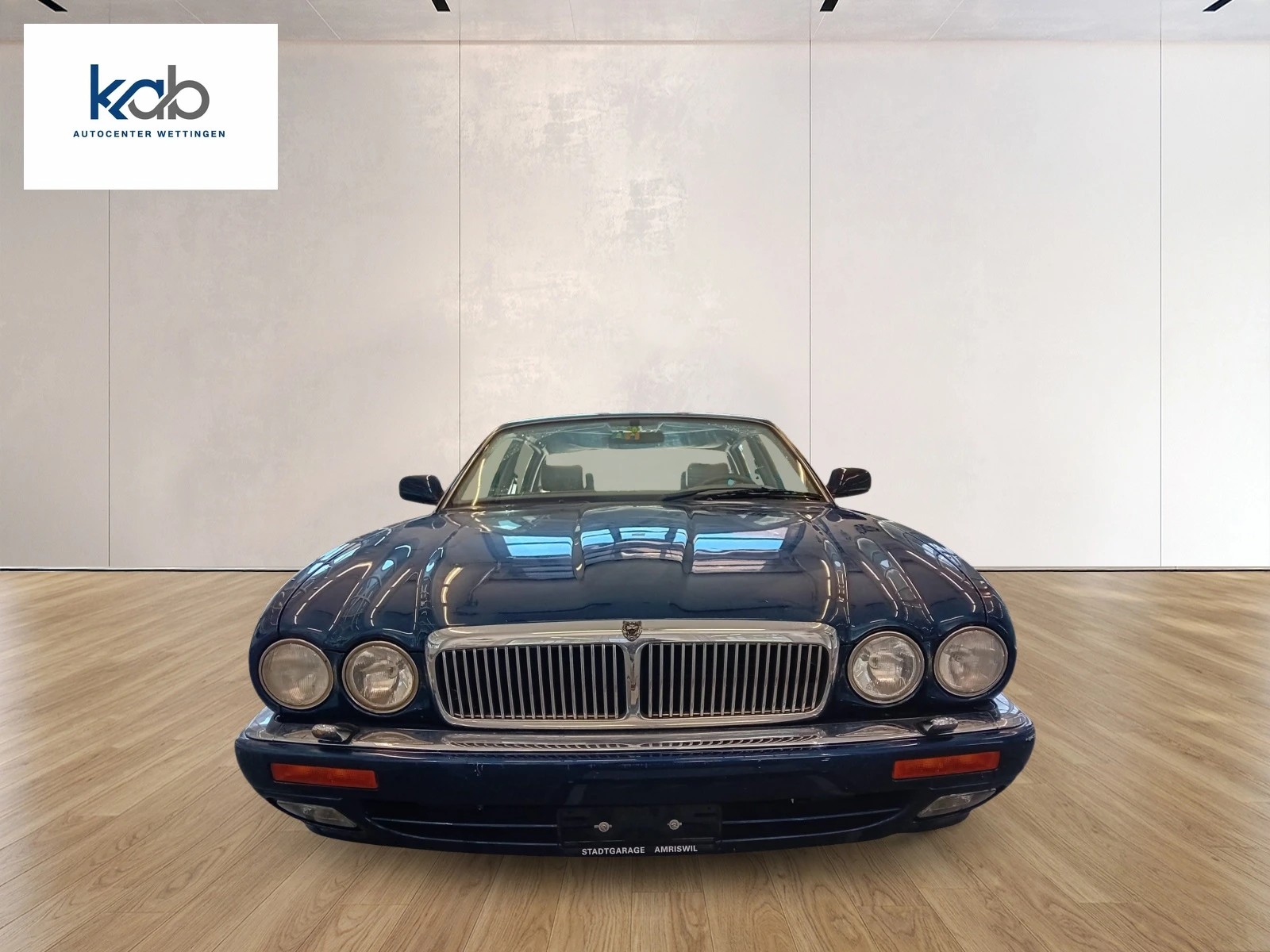 JAGUAR XJ 3.2 Executive-image-0