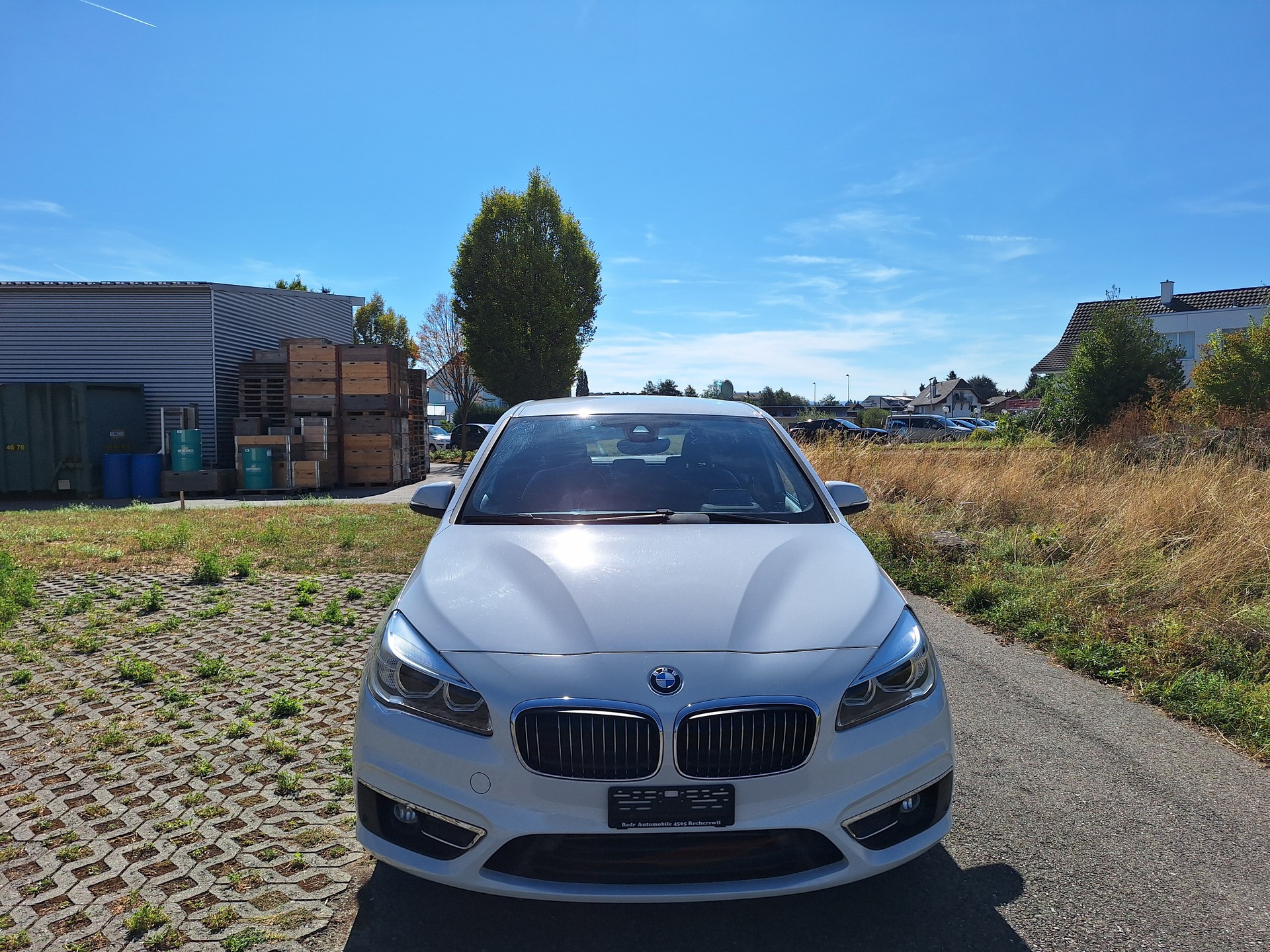 BMW 225i xDrive Active Tourer Steptronic-image-2