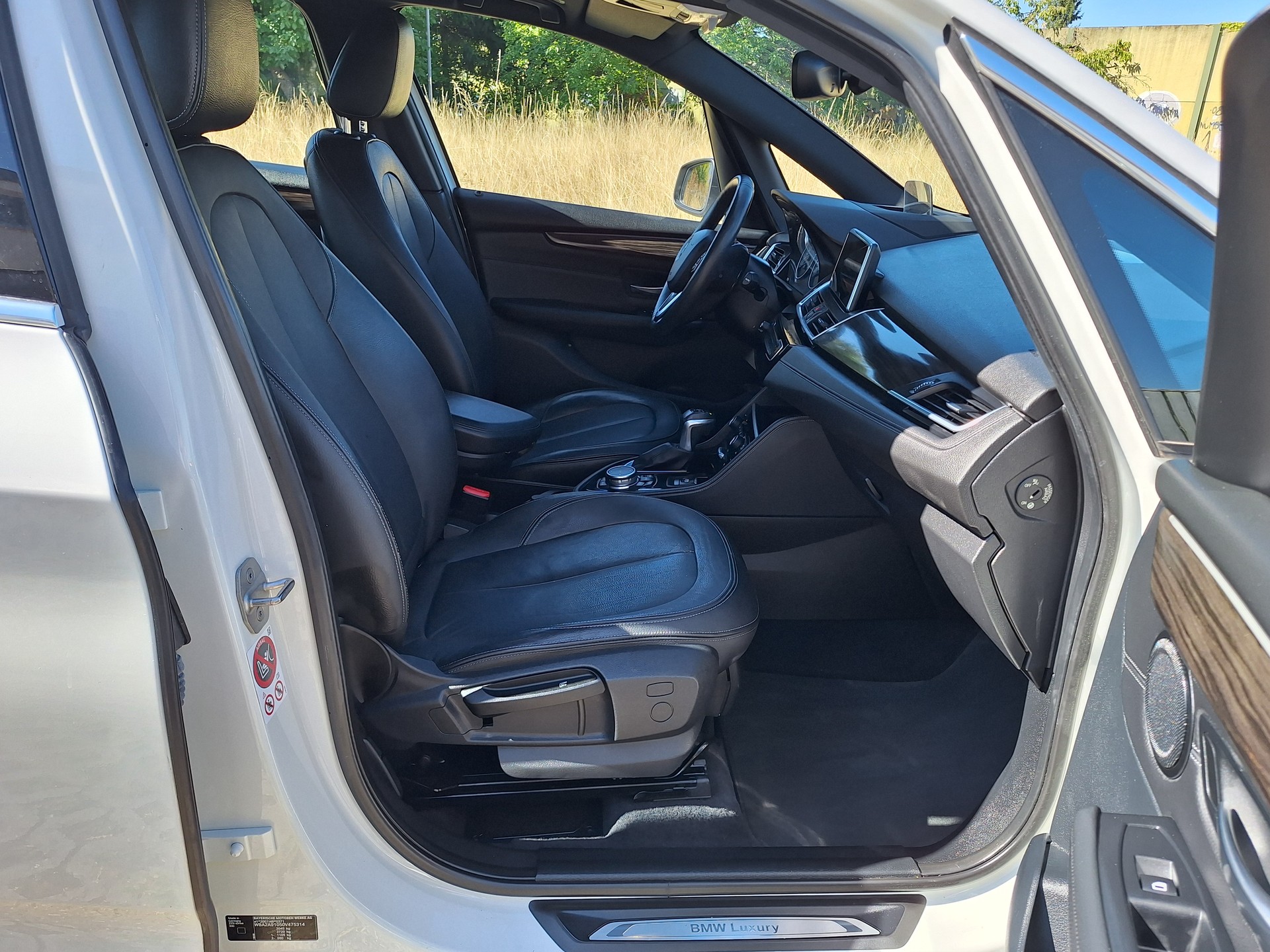 BMW 225i xDrive Active Tourer Steptronic-image-7