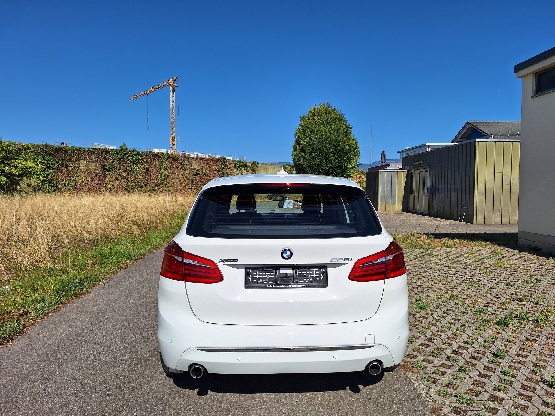 BMW 225i xDrive Active Tourer Steptronic-image-3