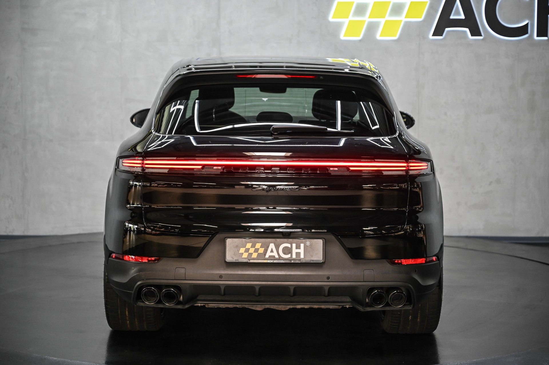 PORSCHE Cayenne S E-Hybrid-image-7
