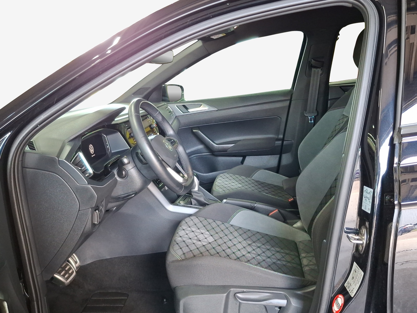 VW Polo 1.0 TSI R-Line DSG-image-7