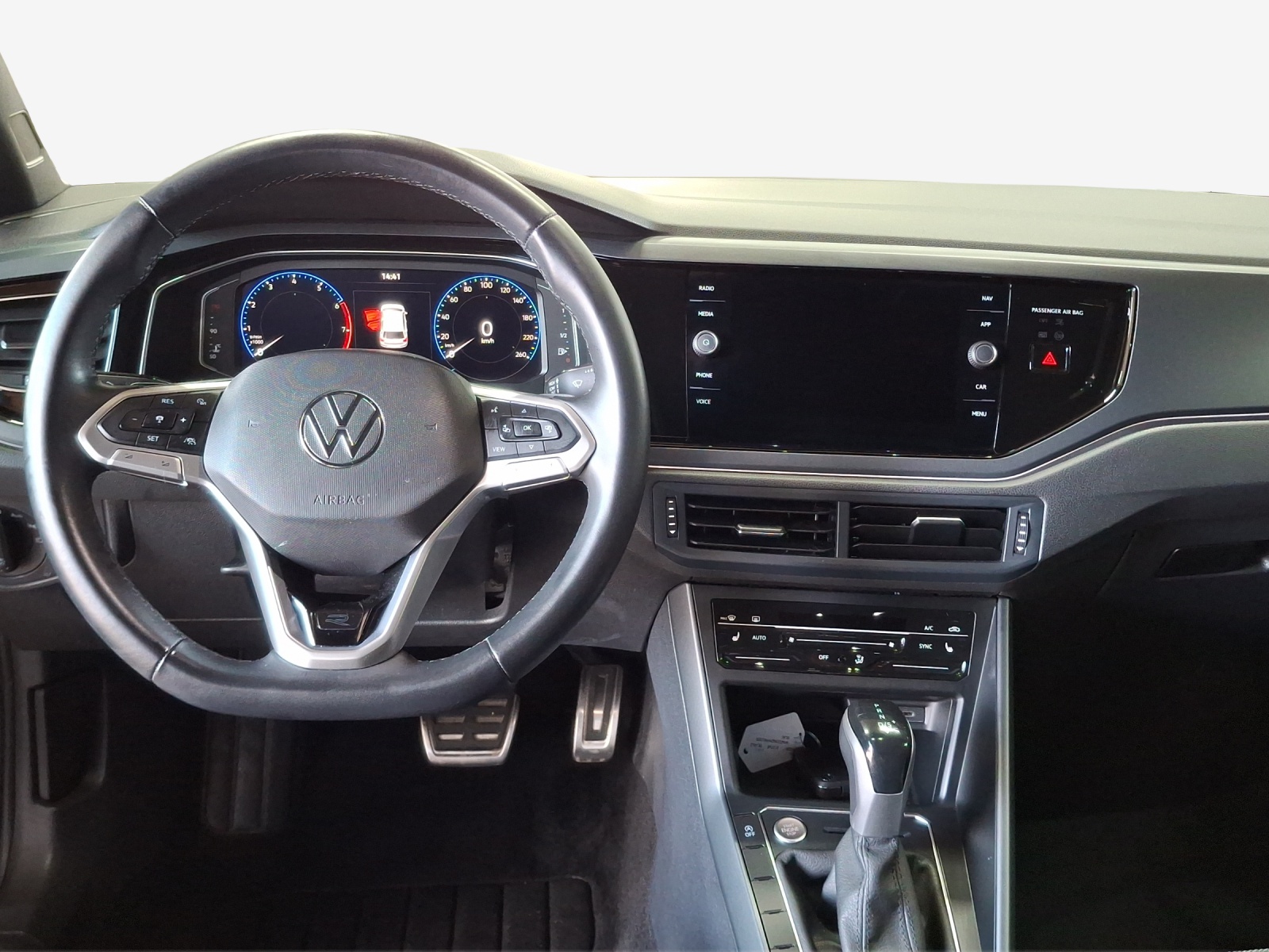 VW Polo 1.0 TSI R-Line DSG-image-8