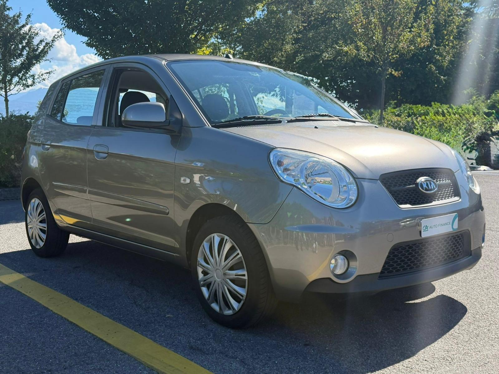 KIA Picanto 1.1 Classic-image-7
