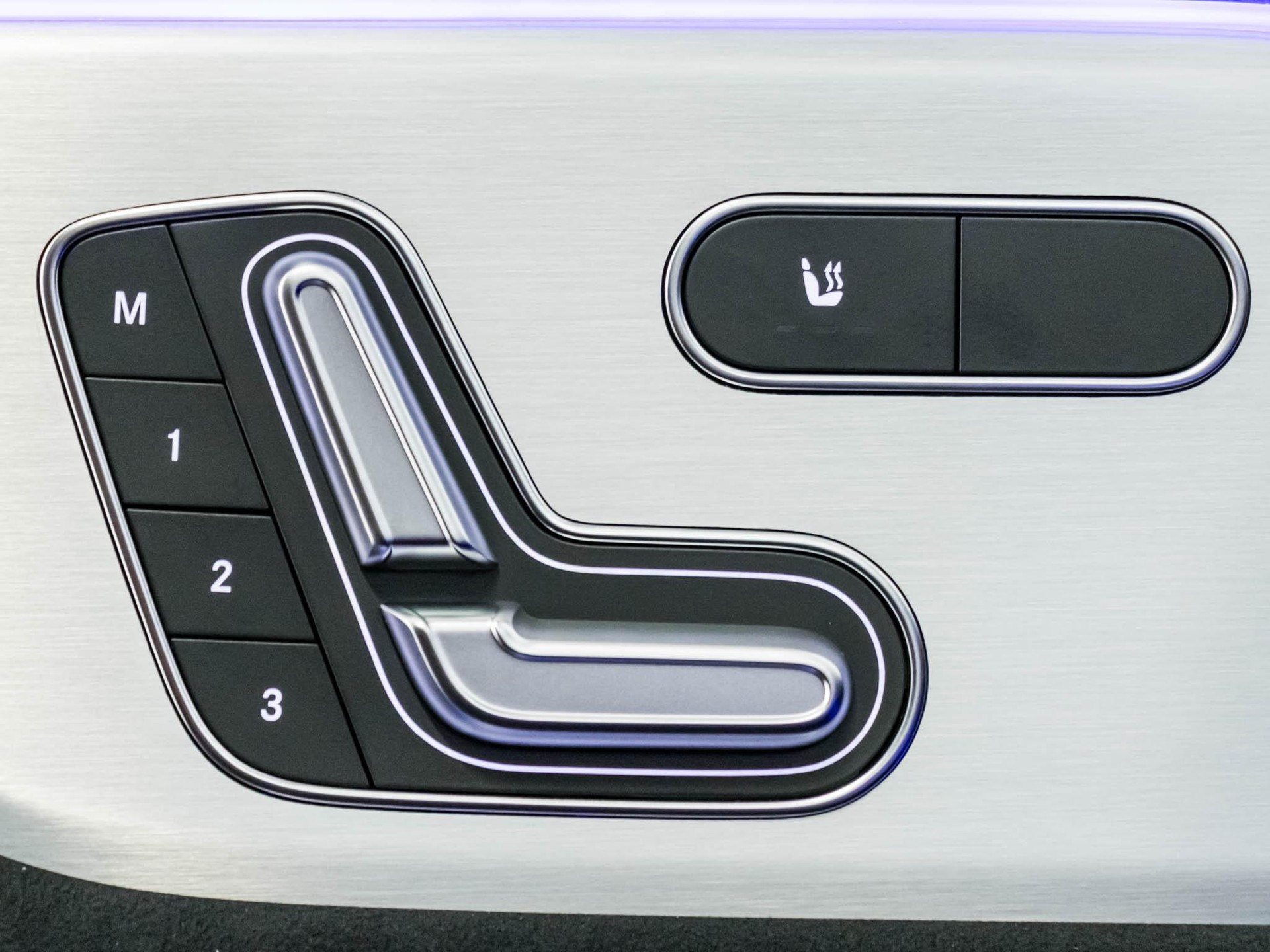 MERCEDES-BENZ GLA 250 4MATIC Swiss Star-image-12