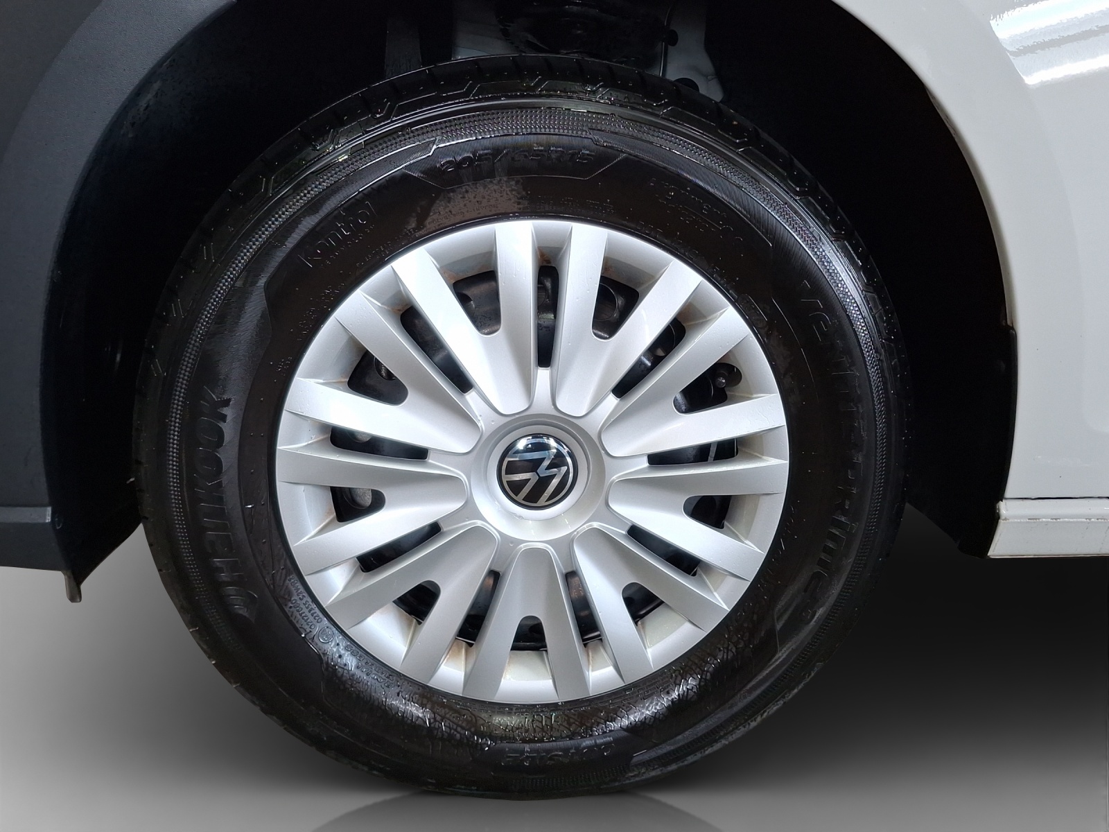 VW Caddy Cargo 2.0TDI-image-14