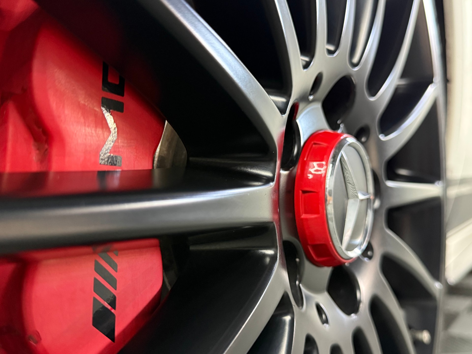 MERCEDES-BENZ CLA 45 AMG 4Matic Speedshift-image-14