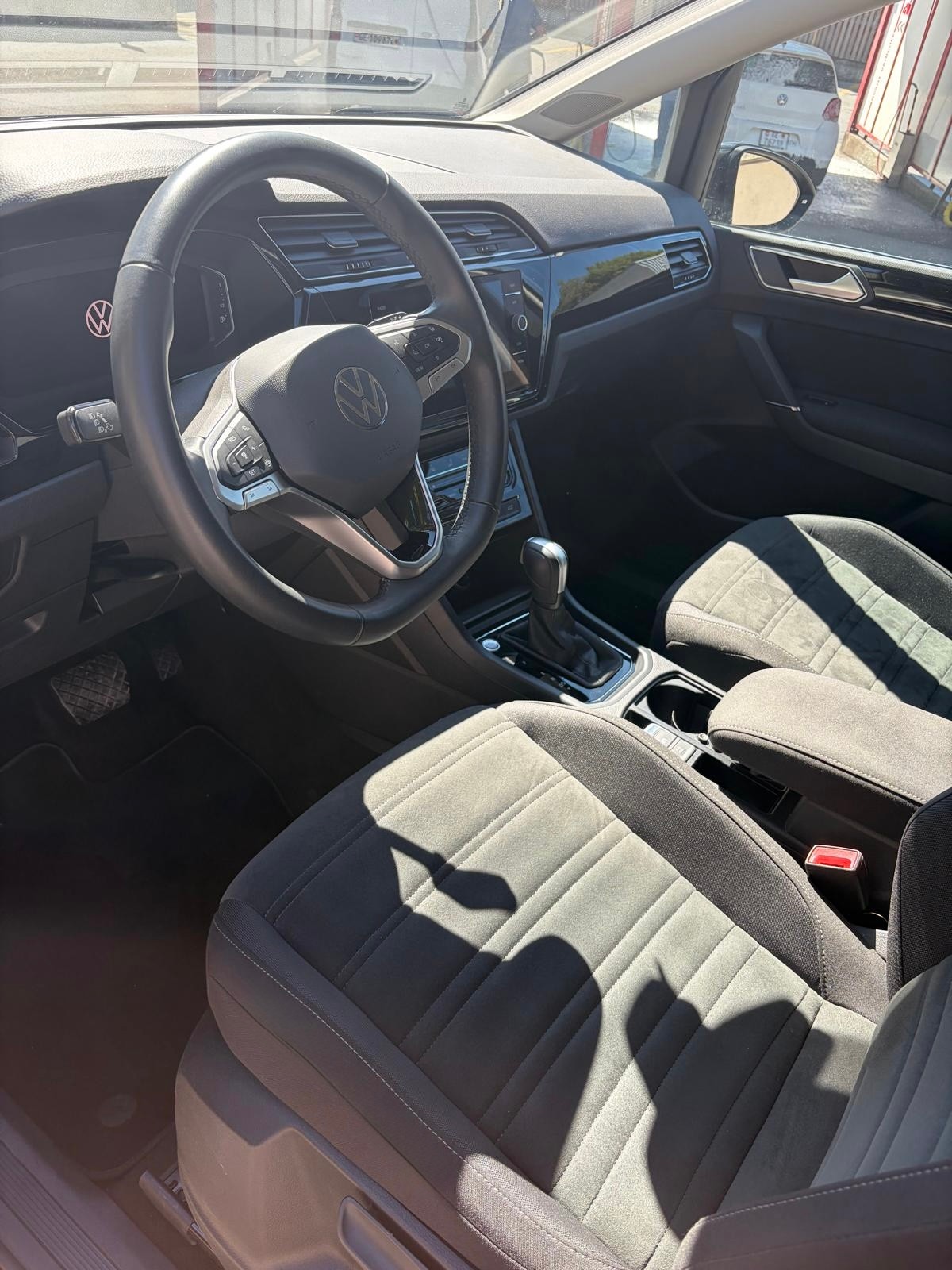 VW 1.5 TSI EVO R-Line High DSG-image-3