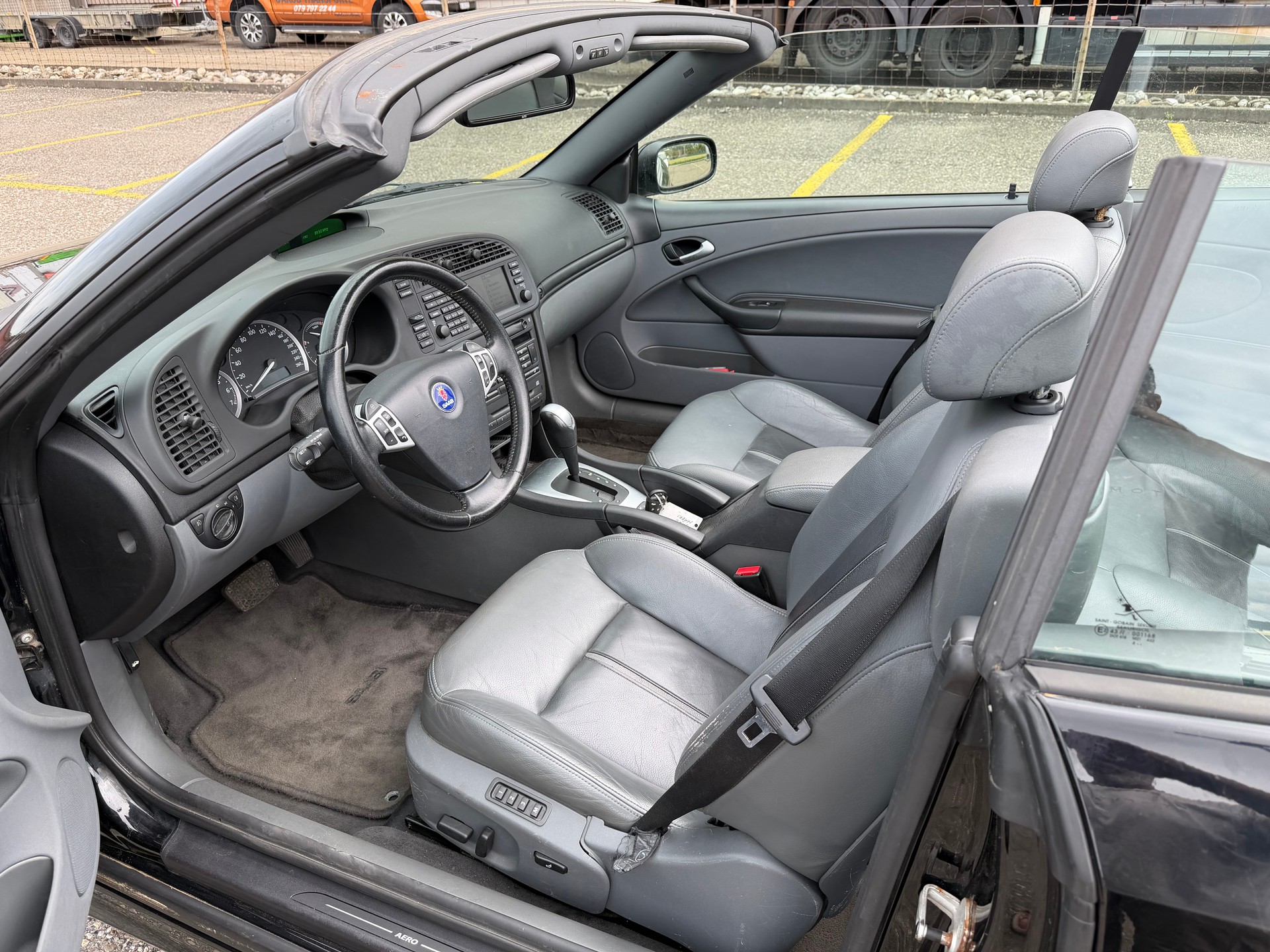 SAAB 9-3 2.0T Aero-image-8