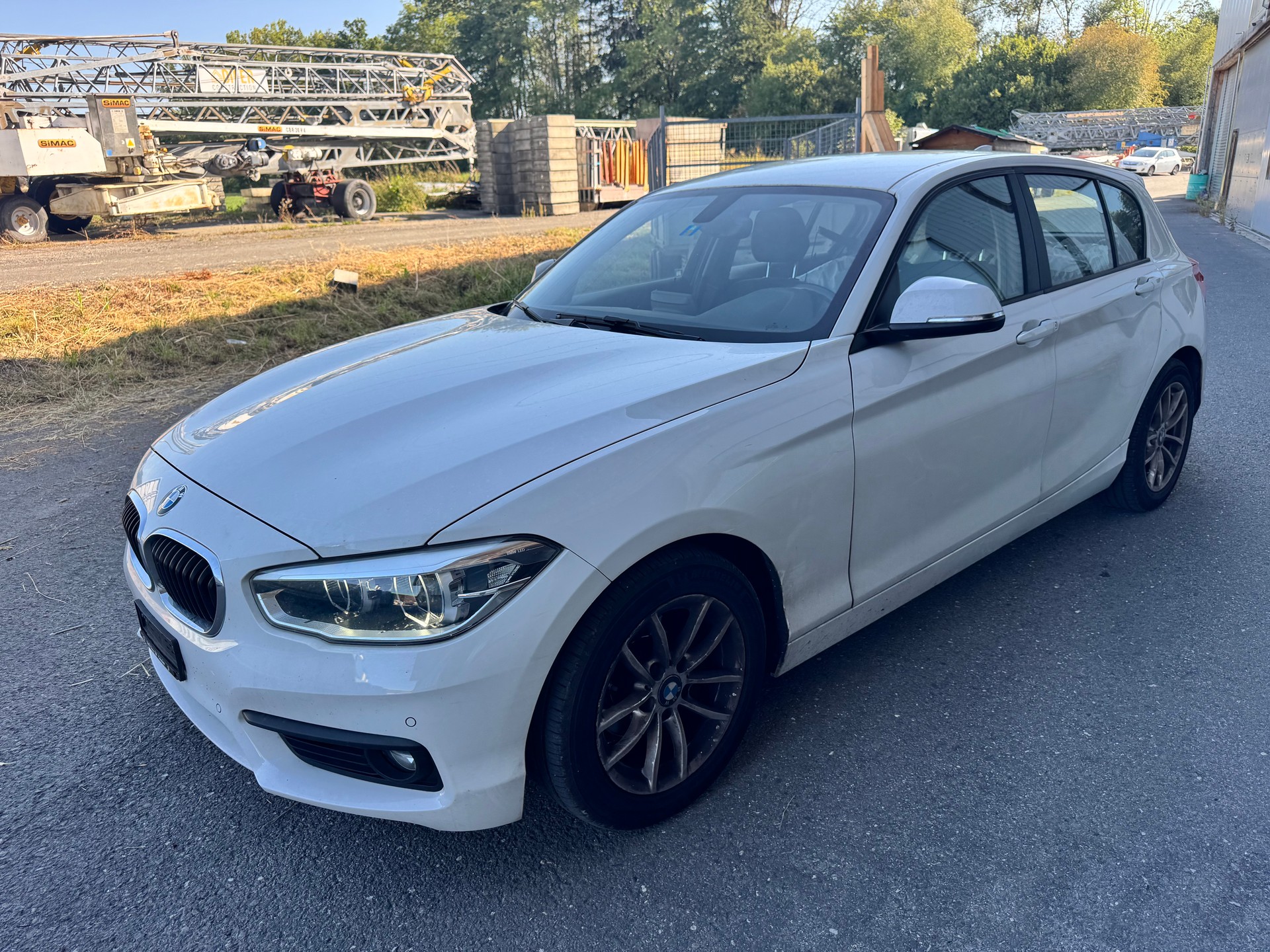 BMW 118i Edition Sport Line Steptronic-image-2