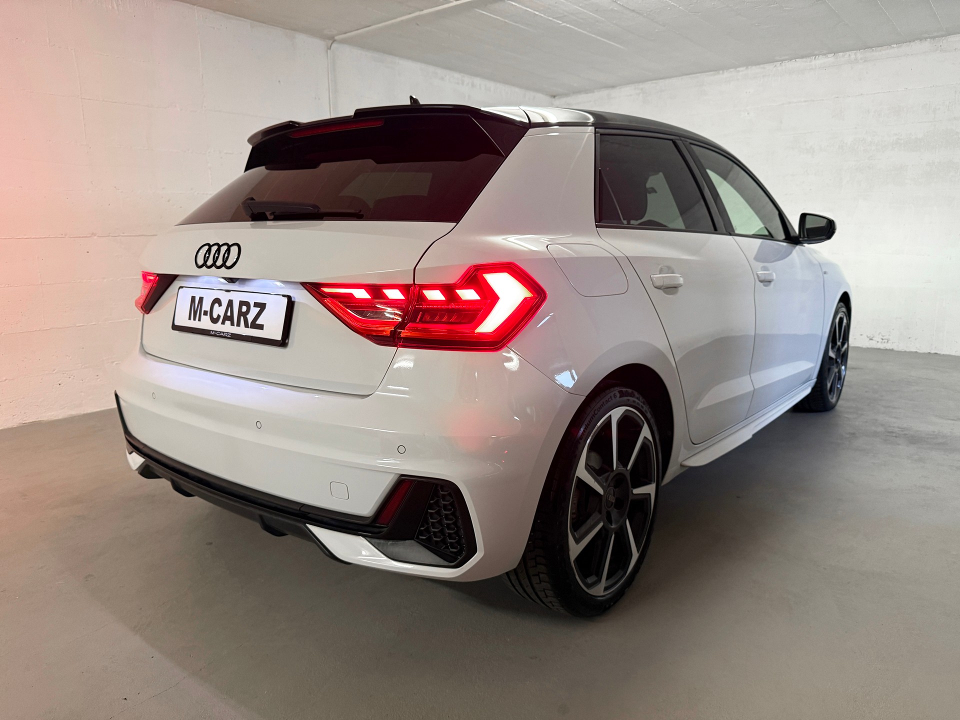 AUDI A1 Sportback 35 TFSI S Line S-tronic-image-0