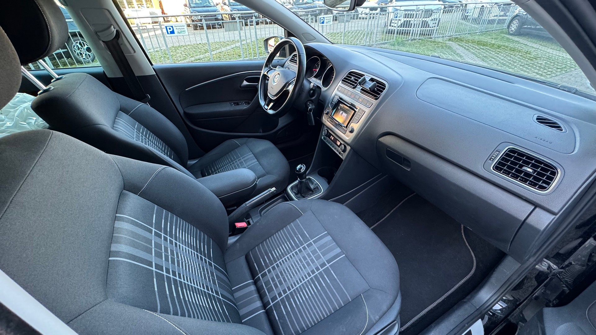 VW Polo 1.0 BMT Trendline-image-7