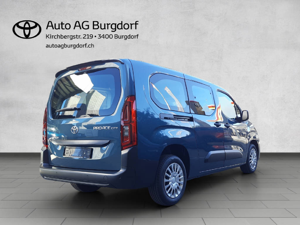 TOYOTA Proace City Verso L2 1.2 110 Comfort-image-3