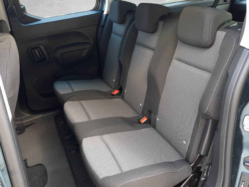 TOYOTA Proace City Verso L2 1.2 110 Comfort-image-4
