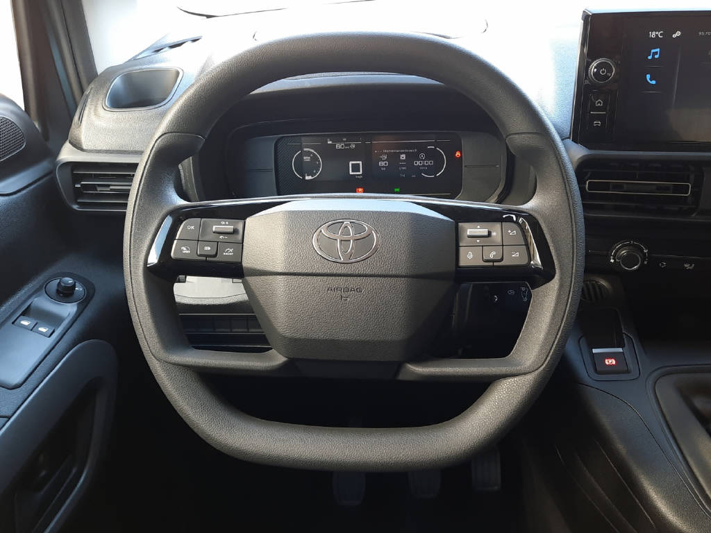 TOYOTA Proace City Verso L2 1.2 110 Comfort-image-10