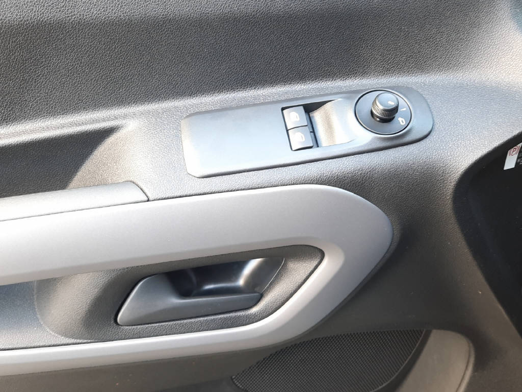 TOYOTA Proace City Verso L2 1.2 110 Comfort-image-9