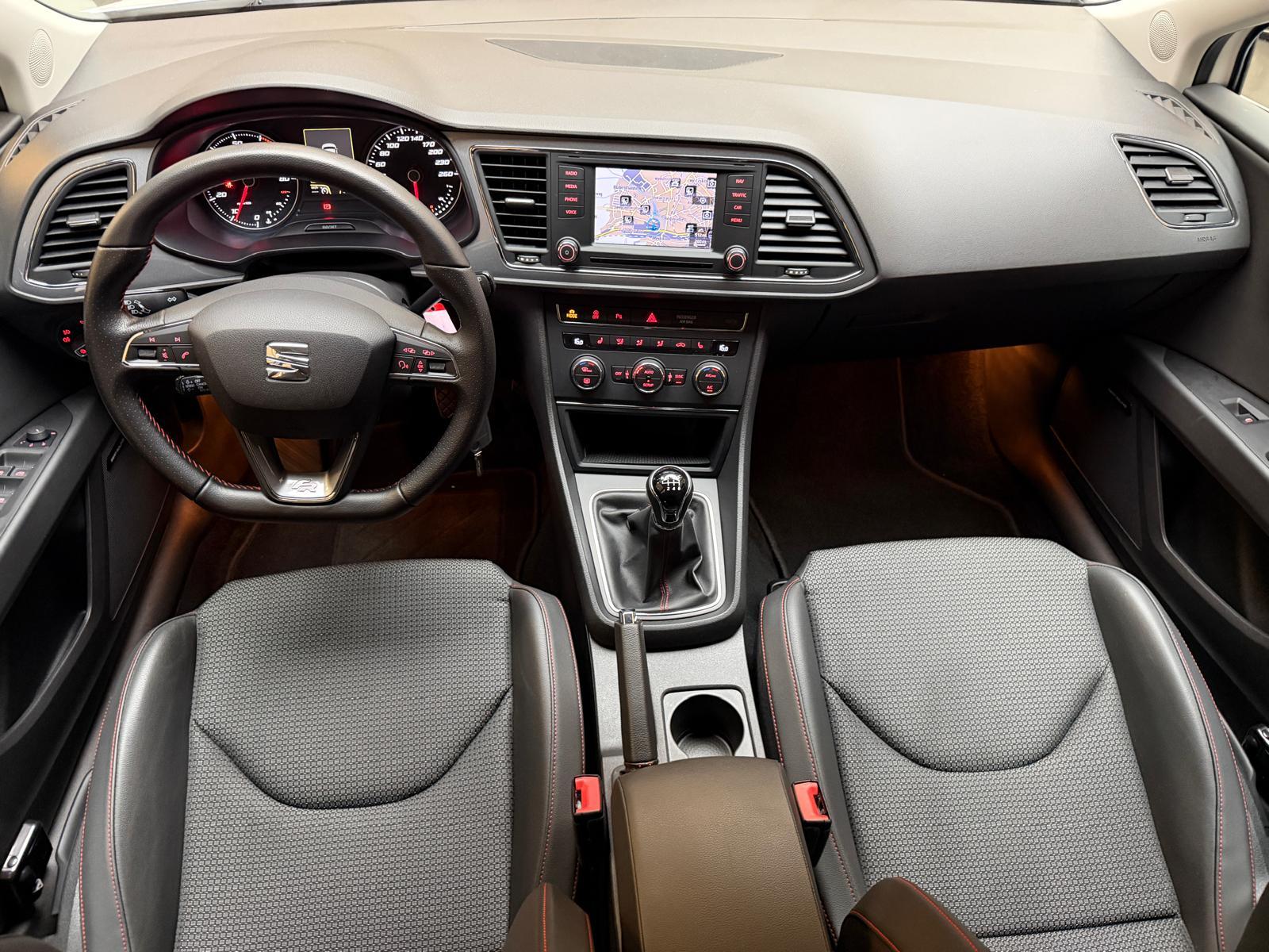 SEAT Leon 1.8 TSI FR-image-12
