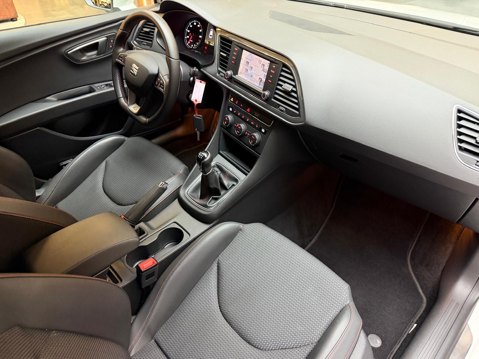 SEAT Leon 1.8 TSI FR-image-16