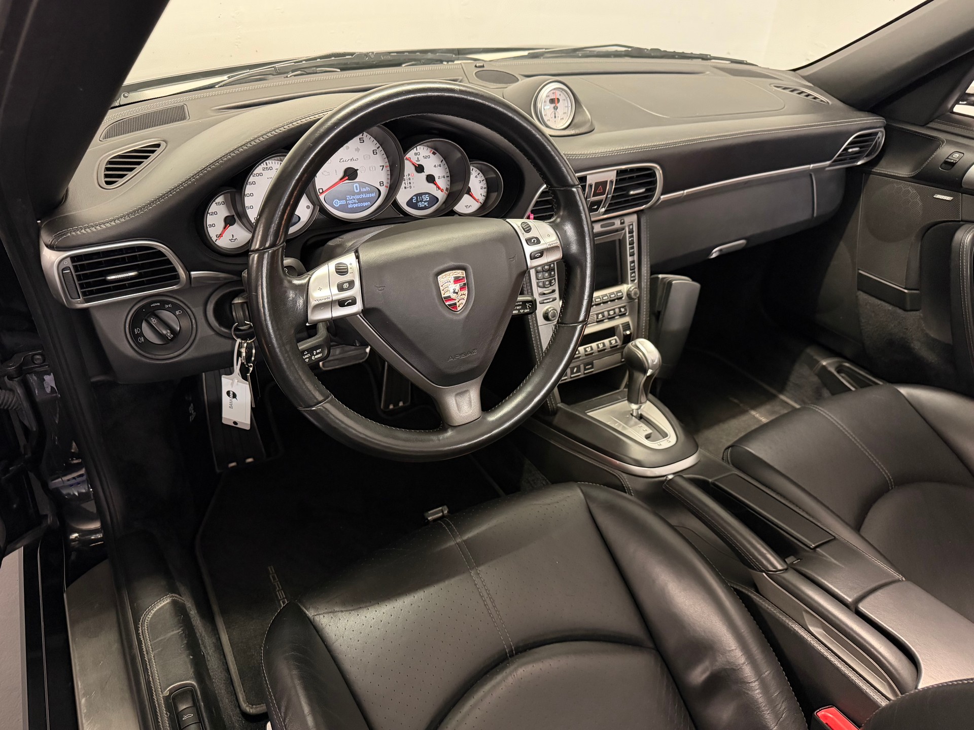PORSCHE 911 Cabrio Turbo Tiptronic-image-11