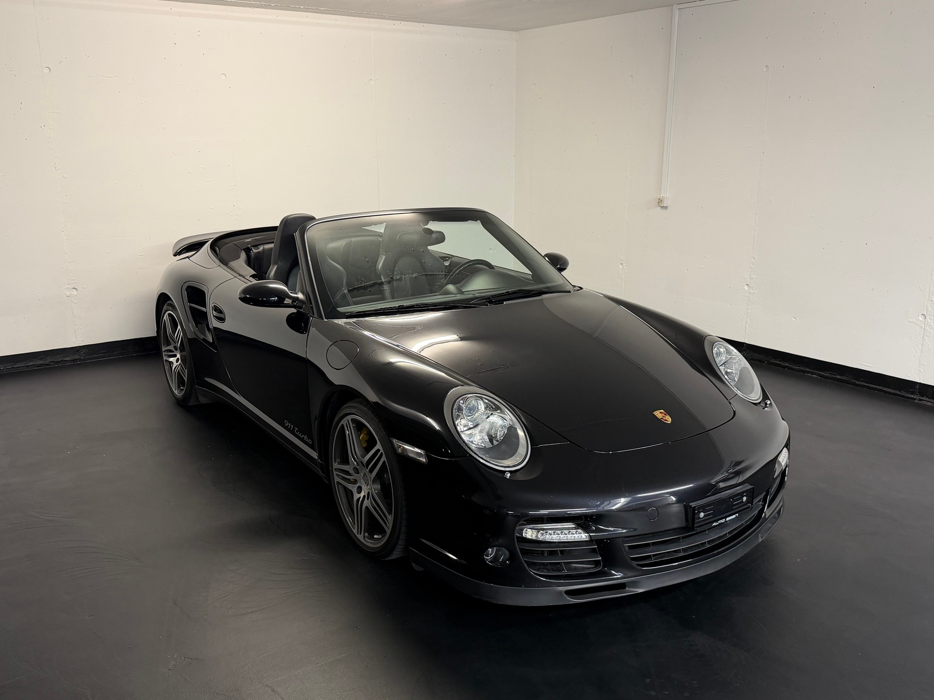 PORSCHE 911 Cabrio Turbo Tiptronic-image-0