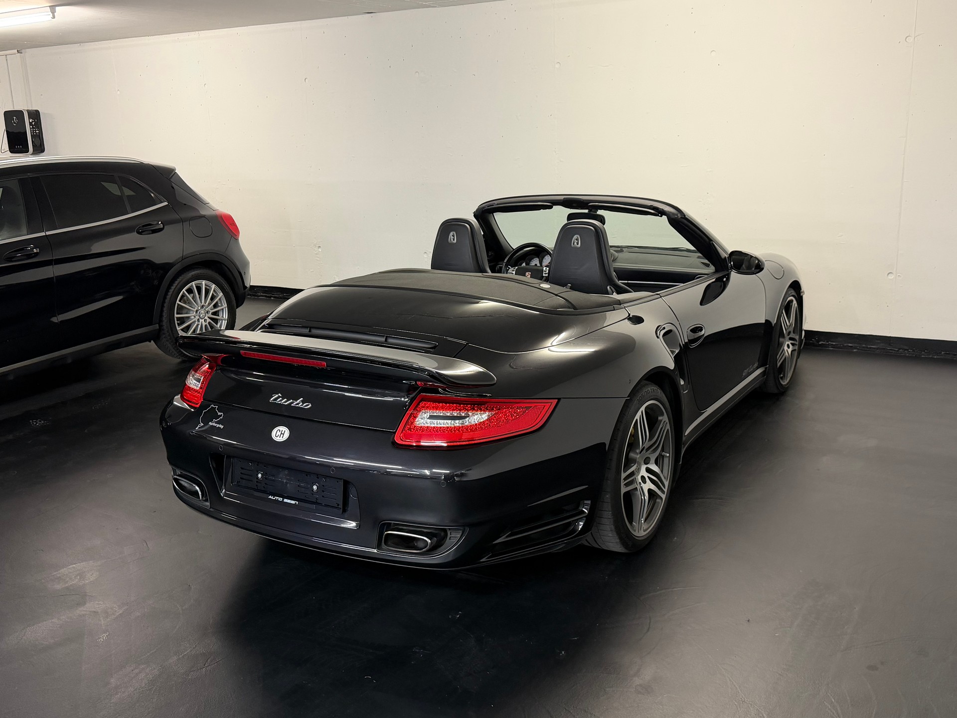 PORSCHE 911 Cabrio Turbo Tiptronic-image-9