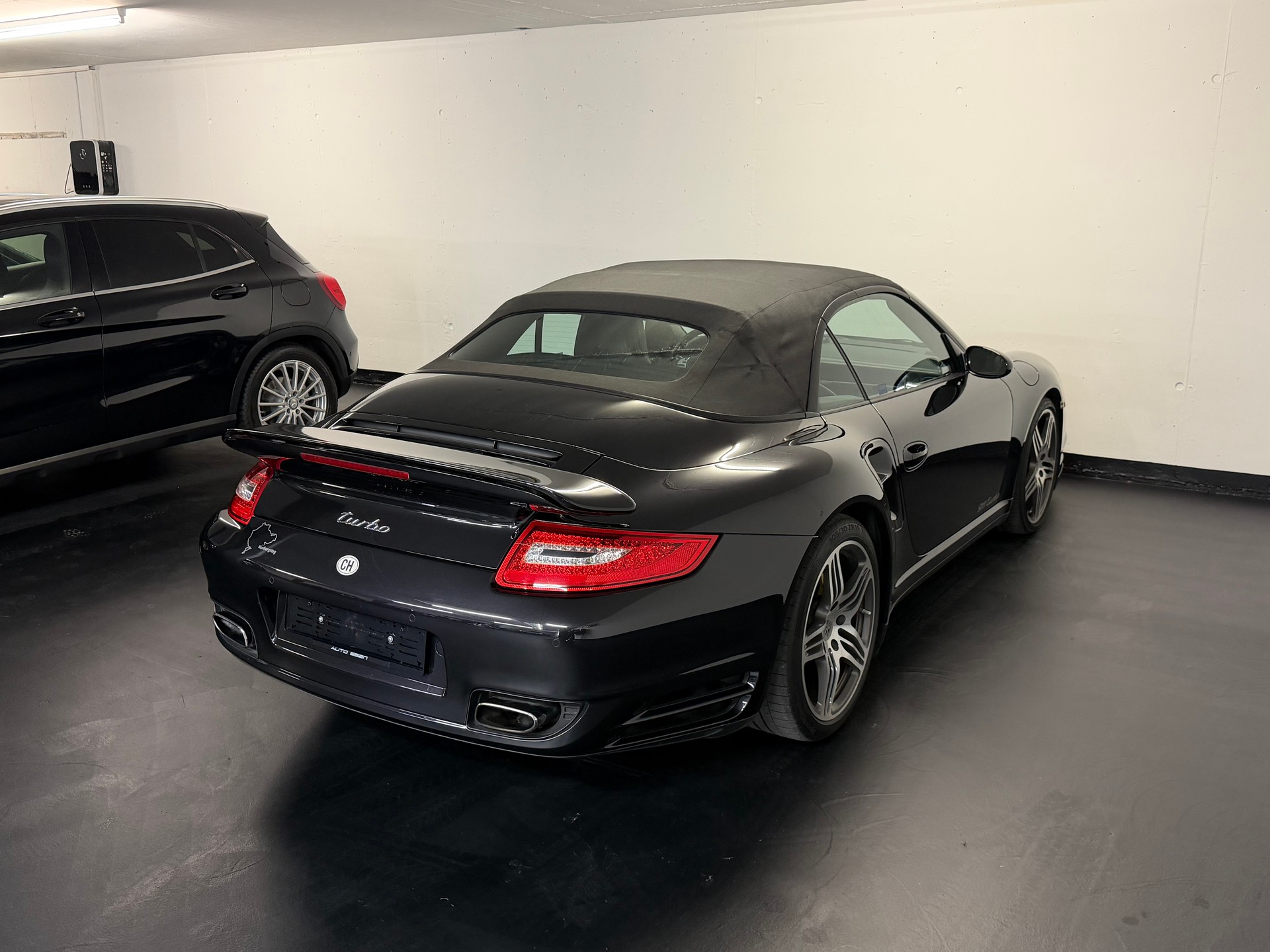 PORSCHE 911 Cabrio Turbo Tiptronic-image-10