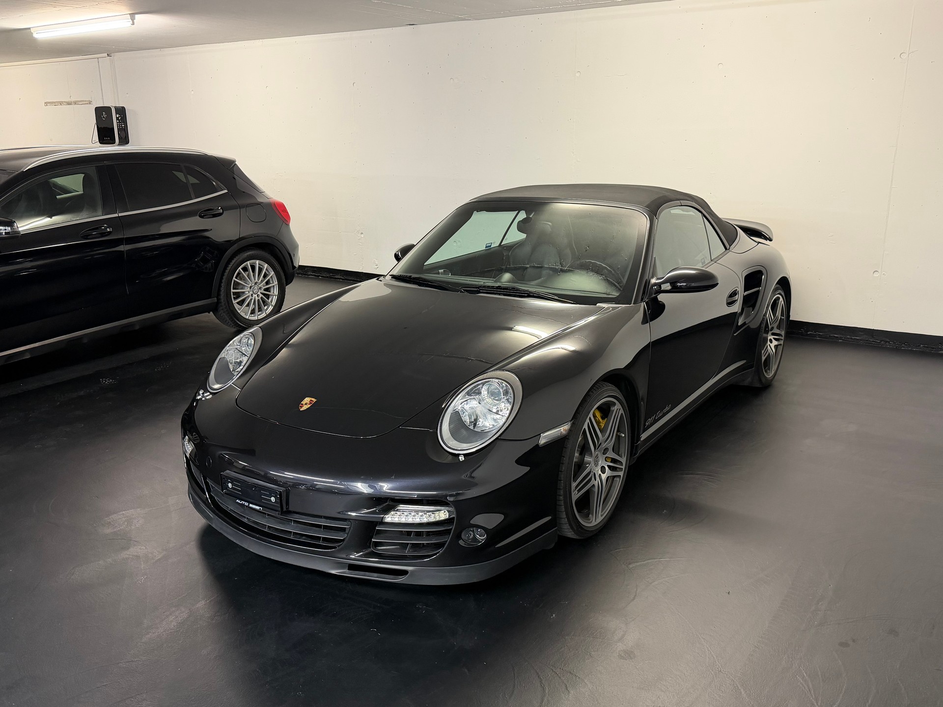 PORSCHE 911 Cabrio Turbo Tiptronic-image-4