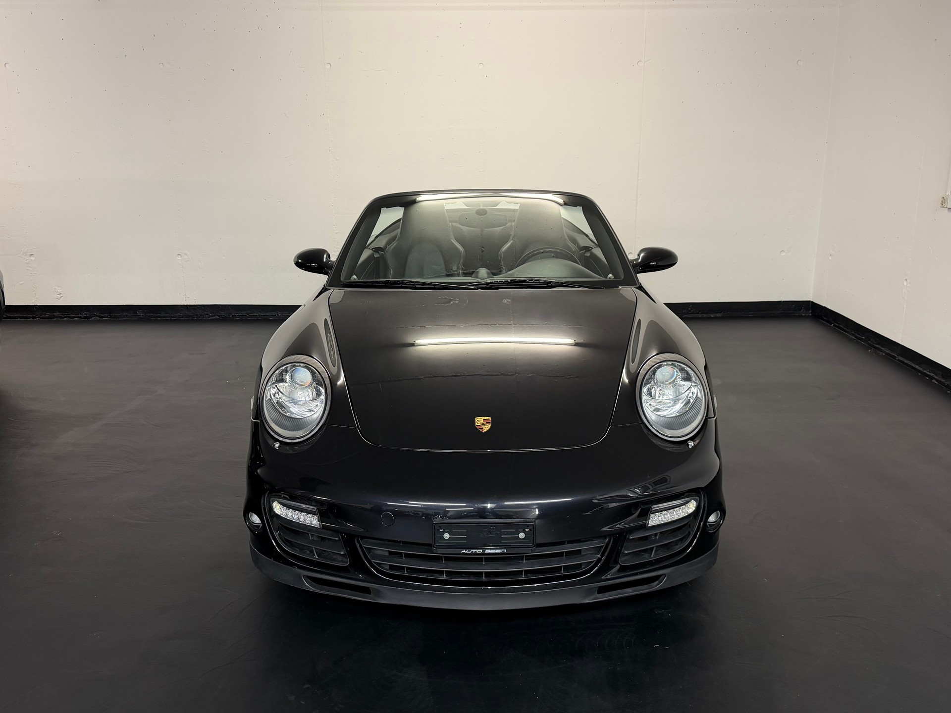 PORSCHE 911 Cabrio Turbo Tiptronic-image-2