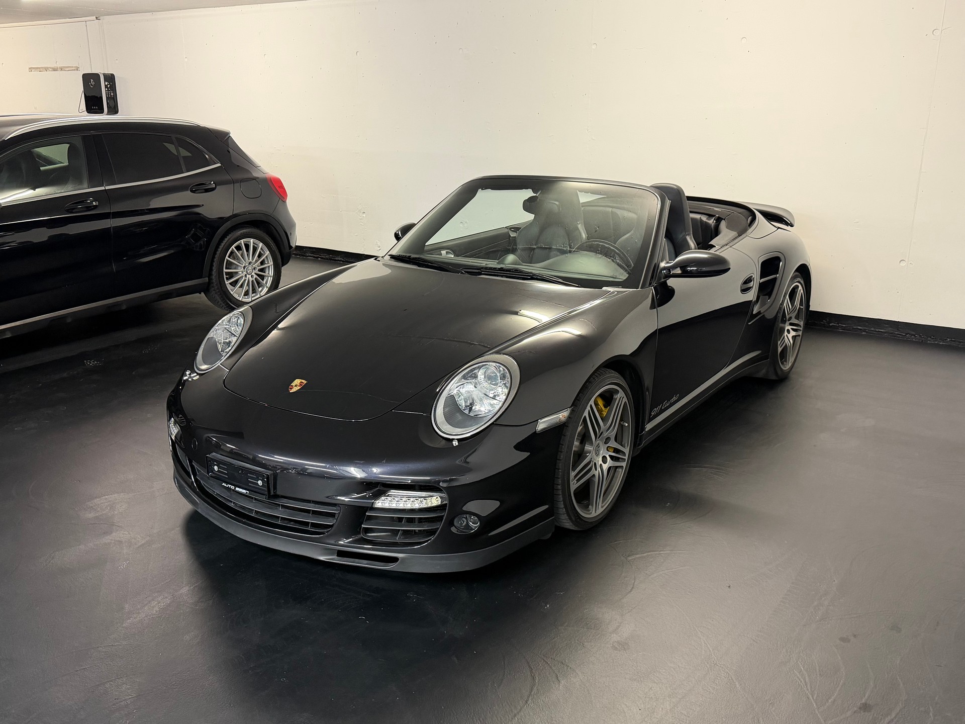 PORSCHE 911 Cabrio Turbo Tiptronic-image-3