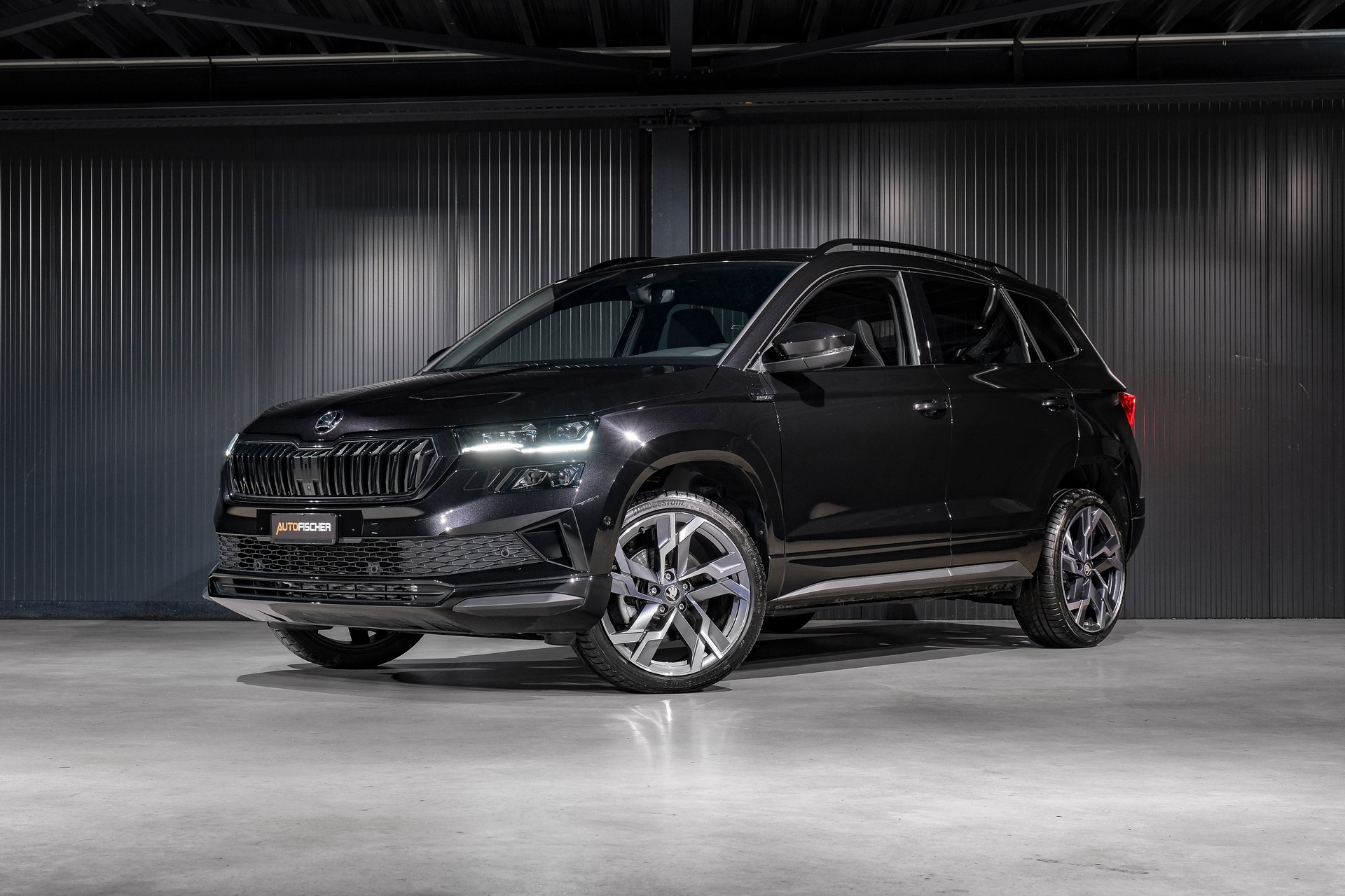 SKODA Karoq 1.5 TSI SportLine DSG-image-0