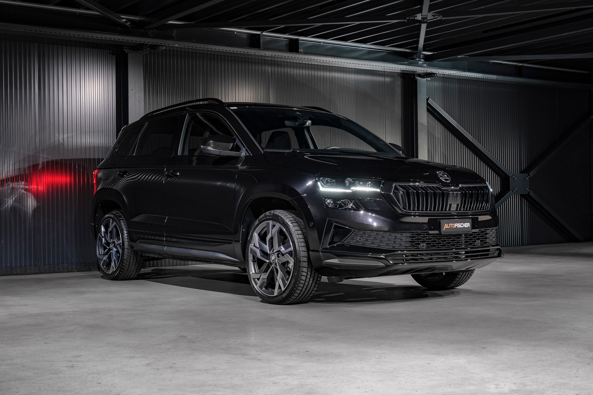 SKODA Karoq 1.5 TSI SportLine DSG-image-4