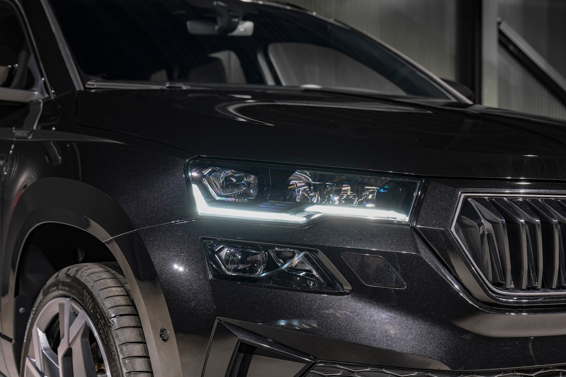SKODA Karoq 1.5 TSI SportLine DSG-image-27