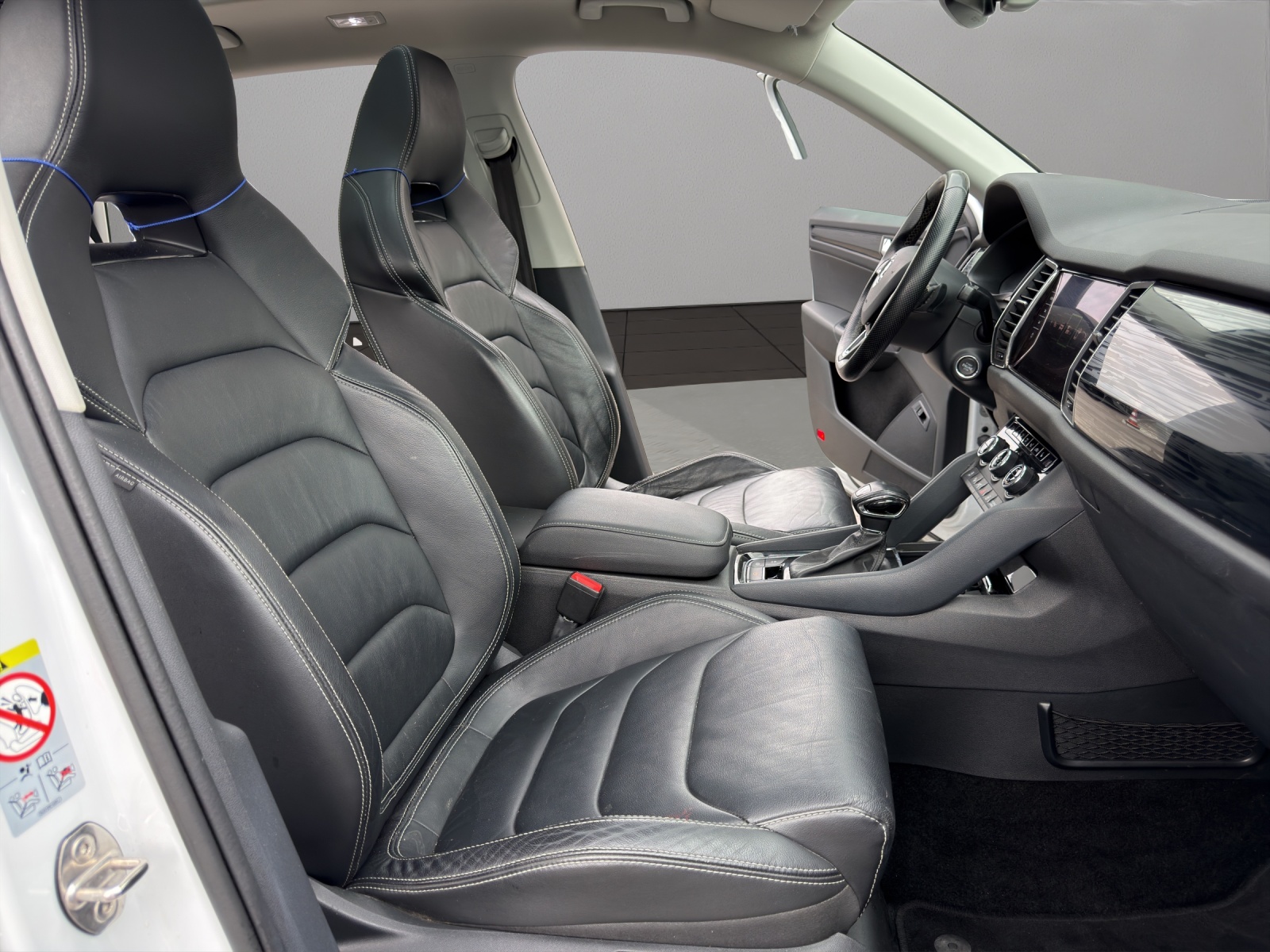 SKODA Kodiaq 2.0 TSI Style DSG 4x4-image-16
