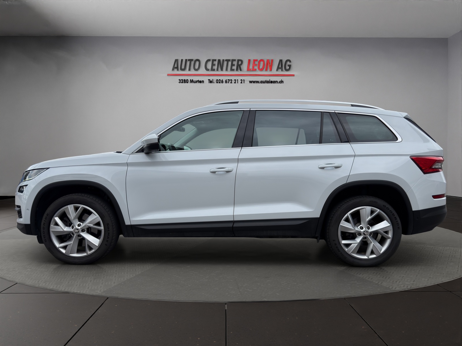 SKODA Kodiaq 2.0 TSI Style DSG 4x4-image-2