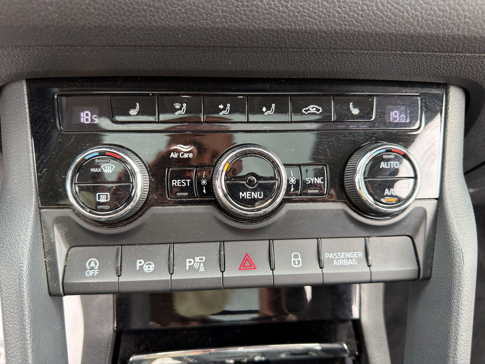 SKODA Kodiaq 2.0 TSI Style DSG 4x4-image-15