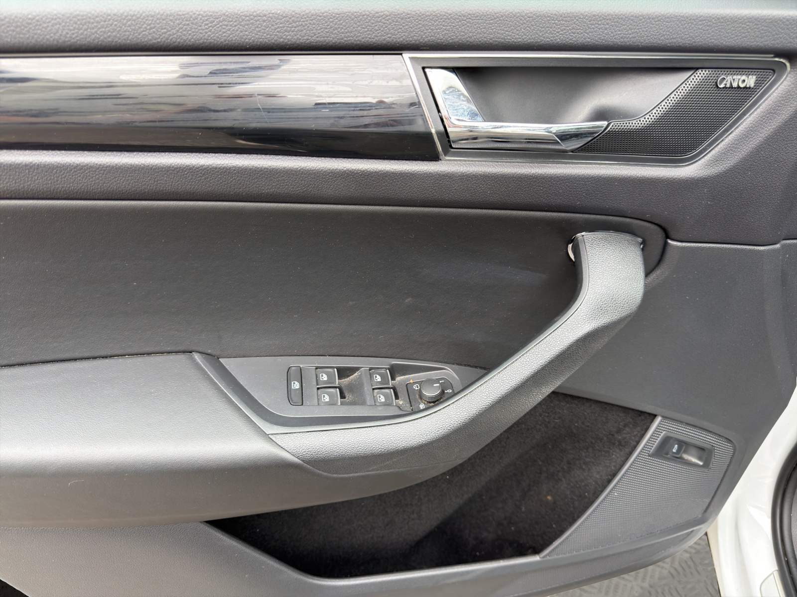 SKODA Kodiaq 2.0 TSI Style DSG 4x4-image-11