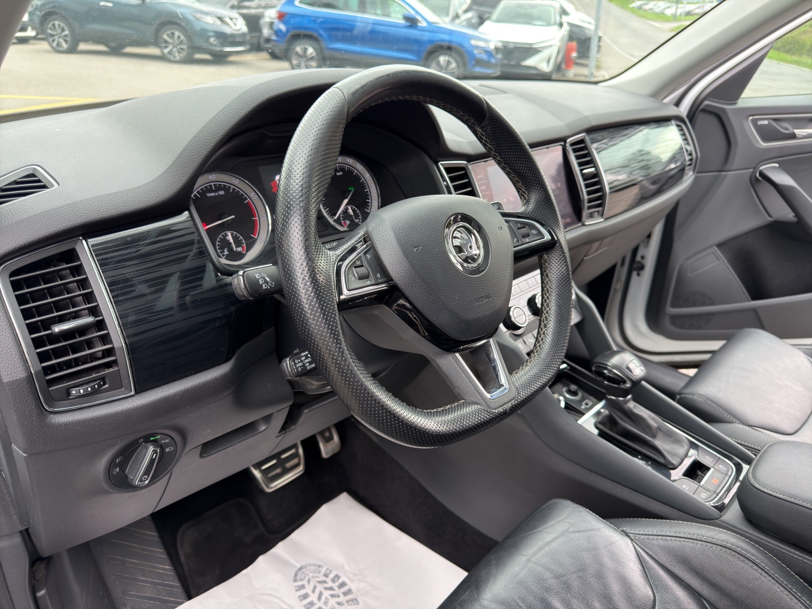 SKODA Kodiaq 2.0 TSI Style DSG 4x4-image-25
