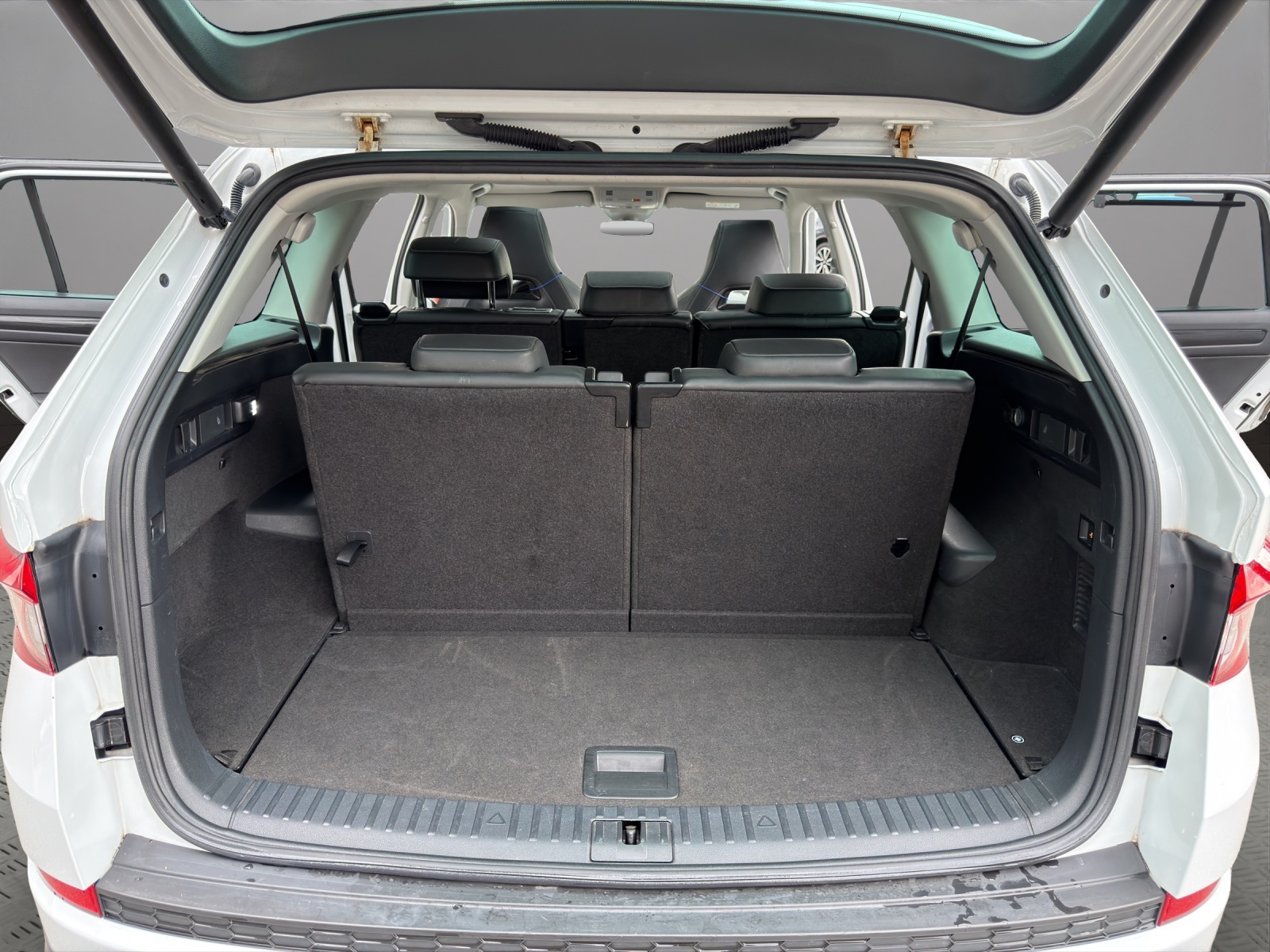 SKODA Kodiaq 2.0 TSI Style DSG 4x4-image-18