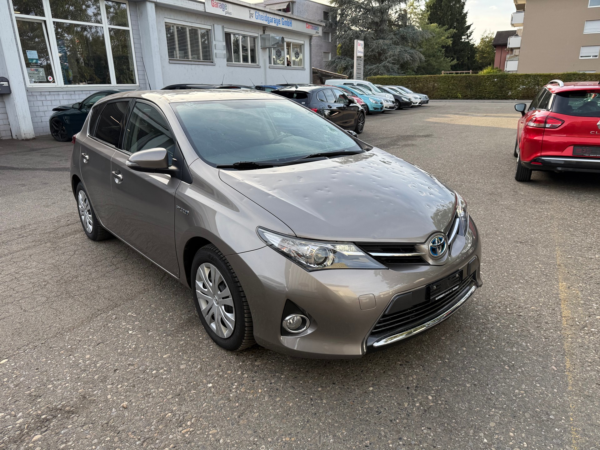 TOYOTA Auris 1.8 16V HSD Linea Trend-image-1