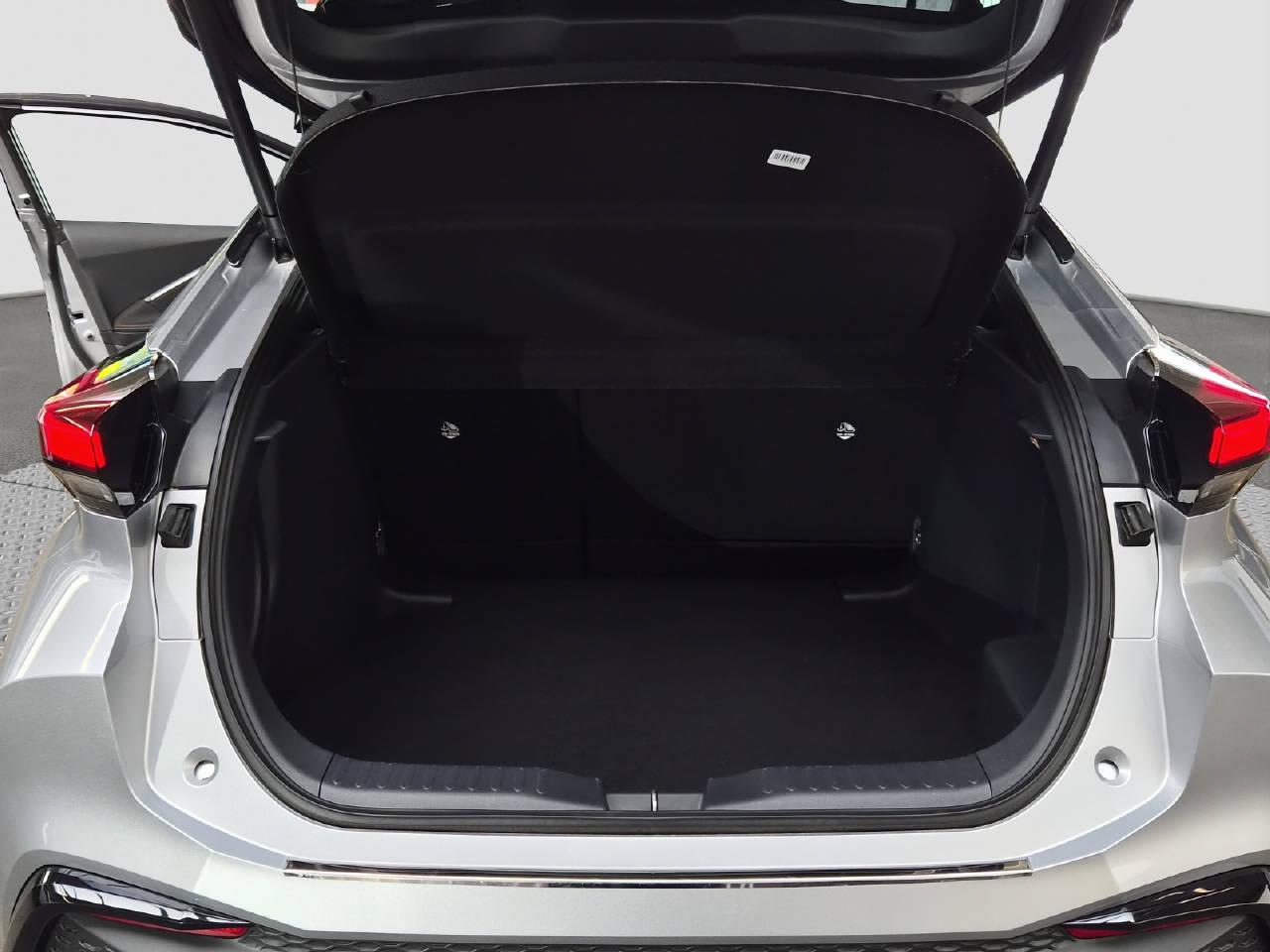 TOYOTA C-HR 2.0 HEV GR Sport 4x4-image-8